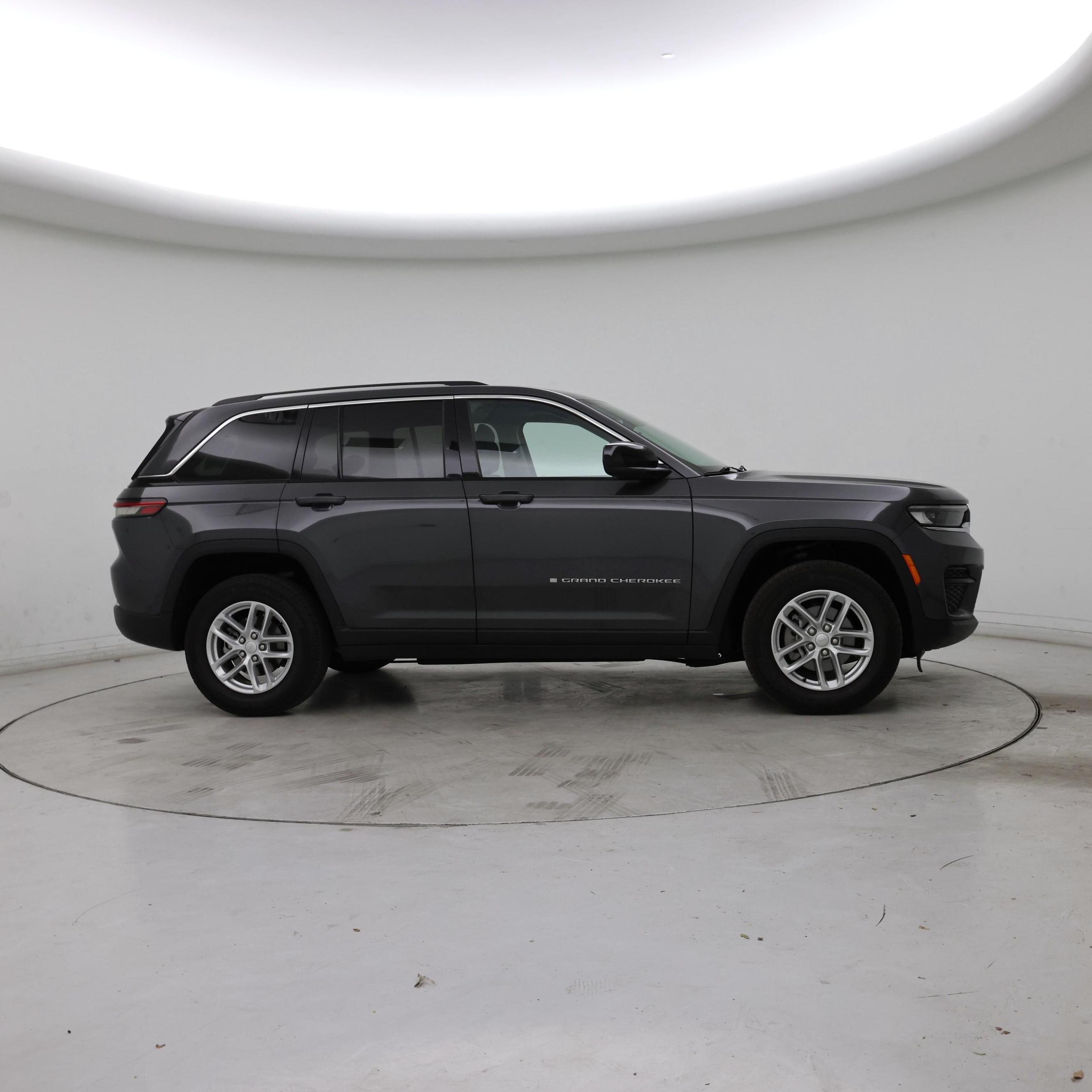 Thumbnail: 2024 Jeep Grand Cherokee - 7