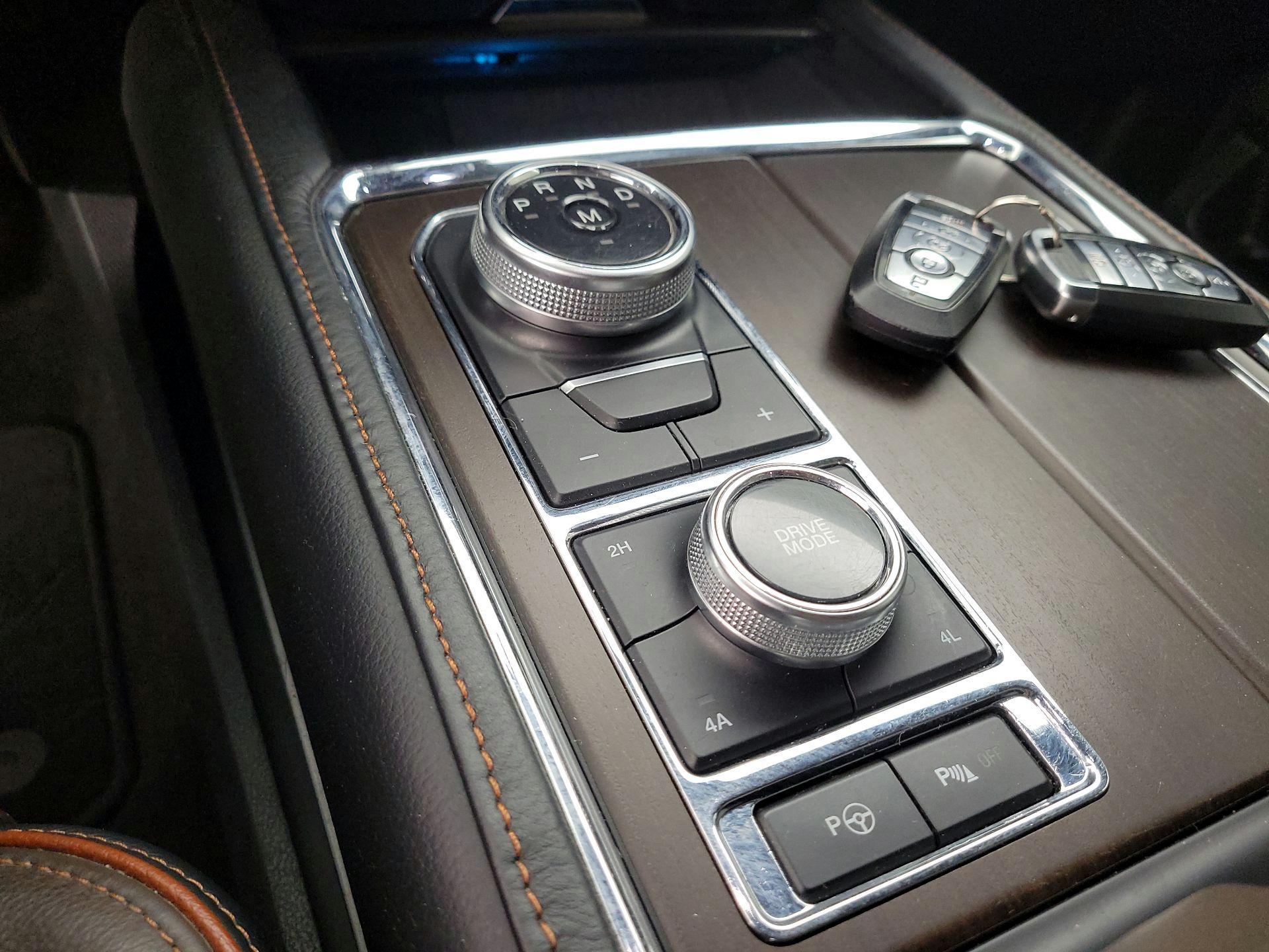 Thumbnail: 2020 Ford Expedition - 18