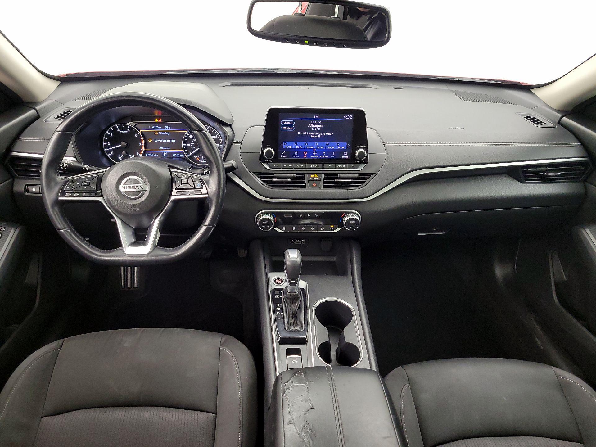 Thumbnail: 2019 Nissan Altima - 9