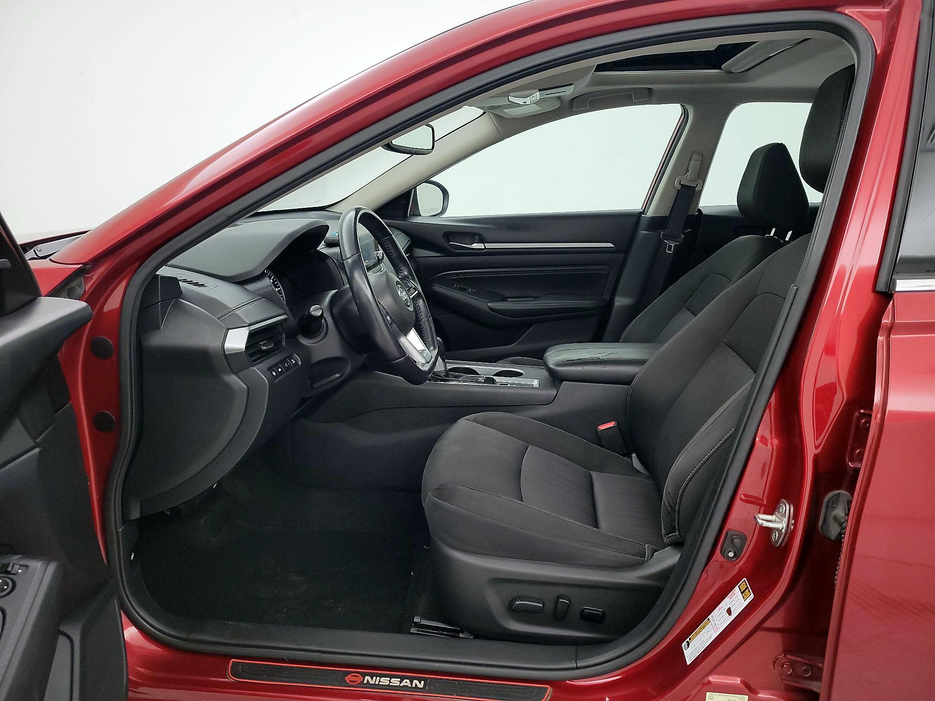 Thumbnail: 2019 Nissan Altima - 11