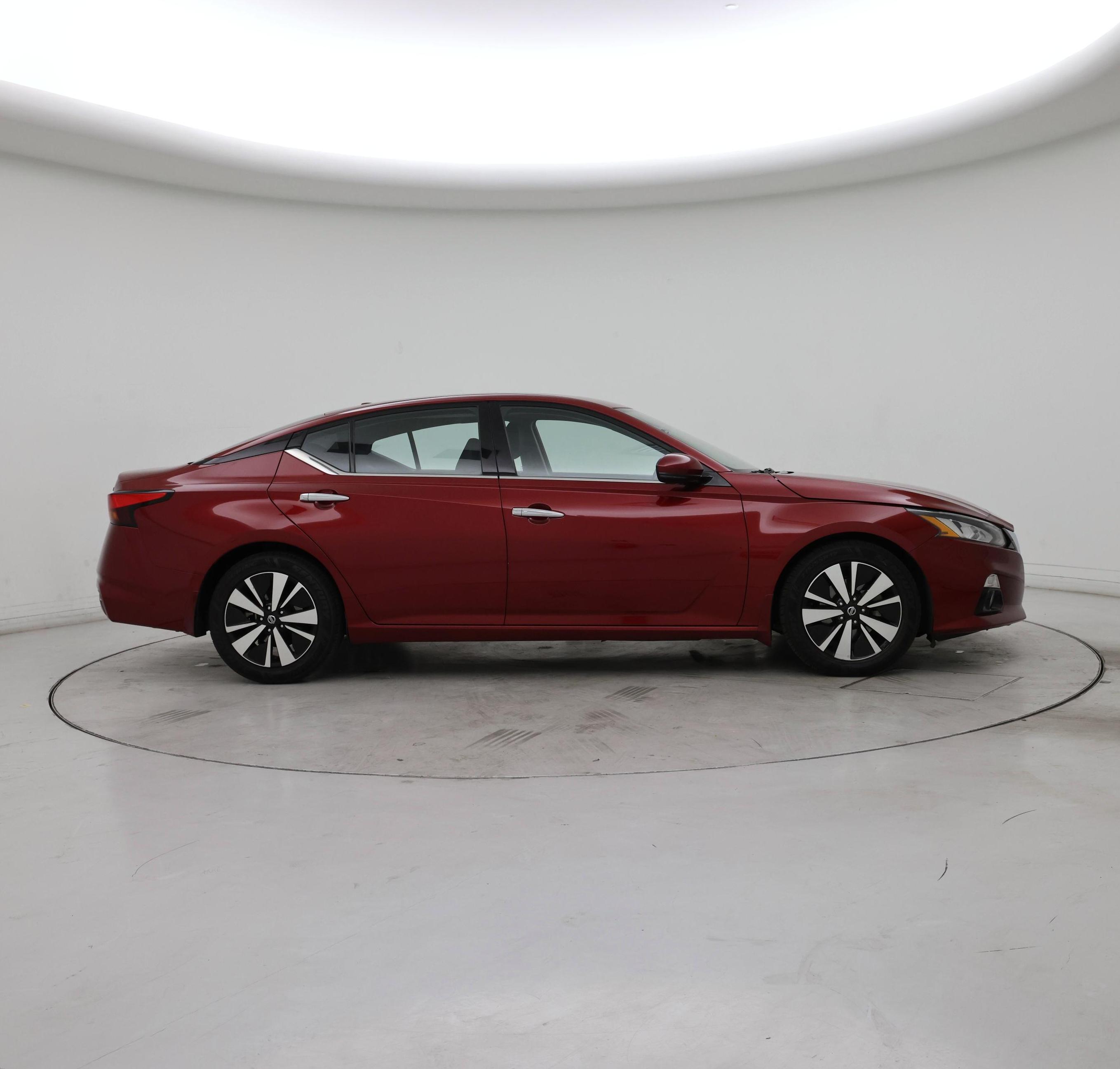 Thumbnail: 2019 Nissan Altima - 7