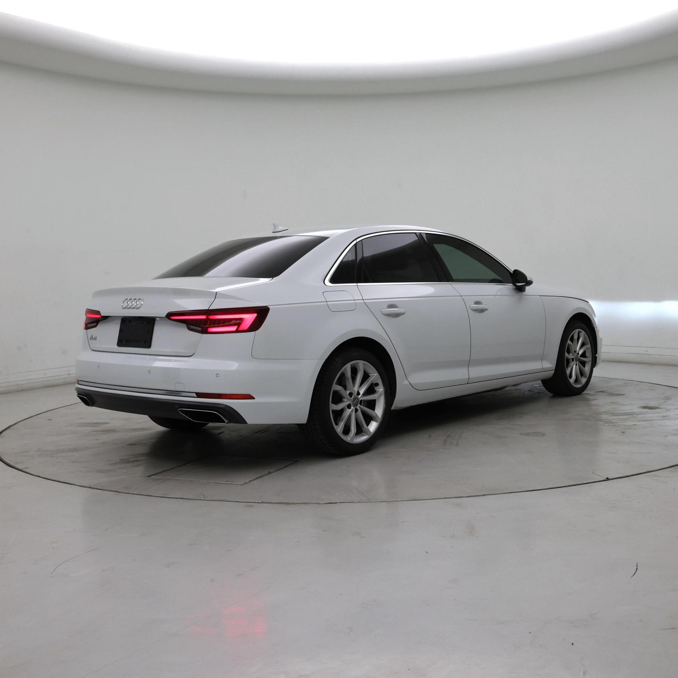 Thumbnail: 2019 Audi A4 - 8