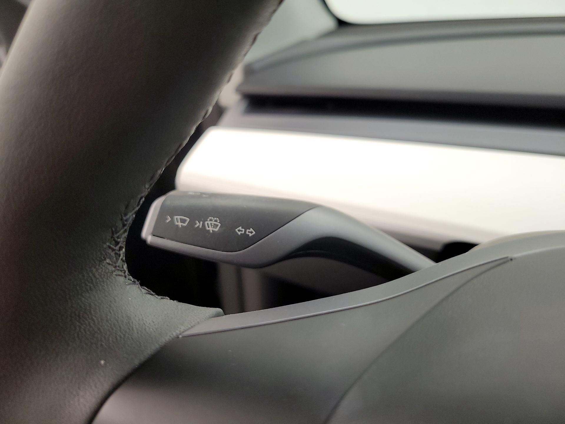 Thumbnail: 2023 Tesla Model Y - 13