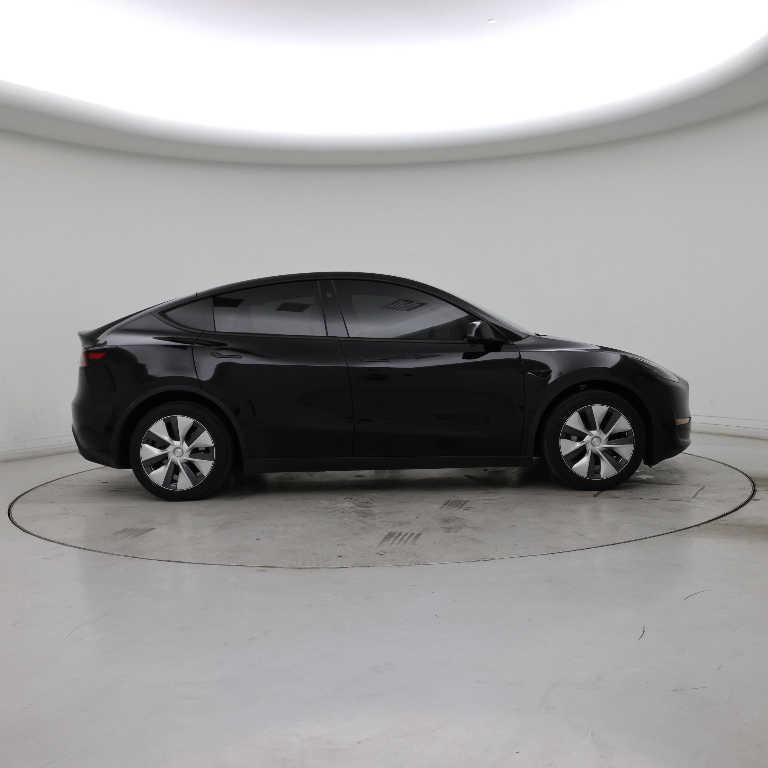 Thumbnail: 2023 Tesla Model Y - 7