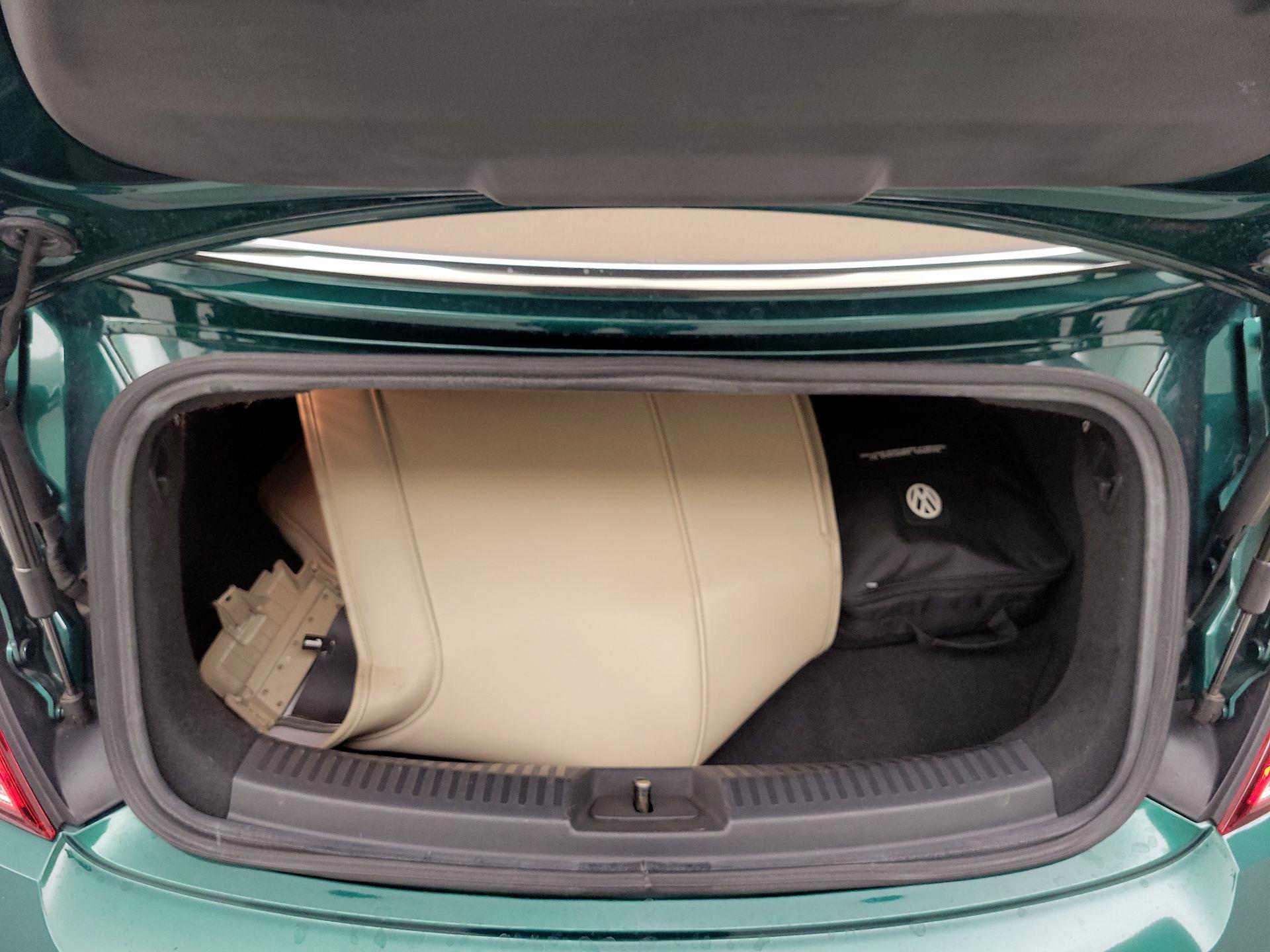 Thumbnail: 2018 Volkswagen Beetle - 18