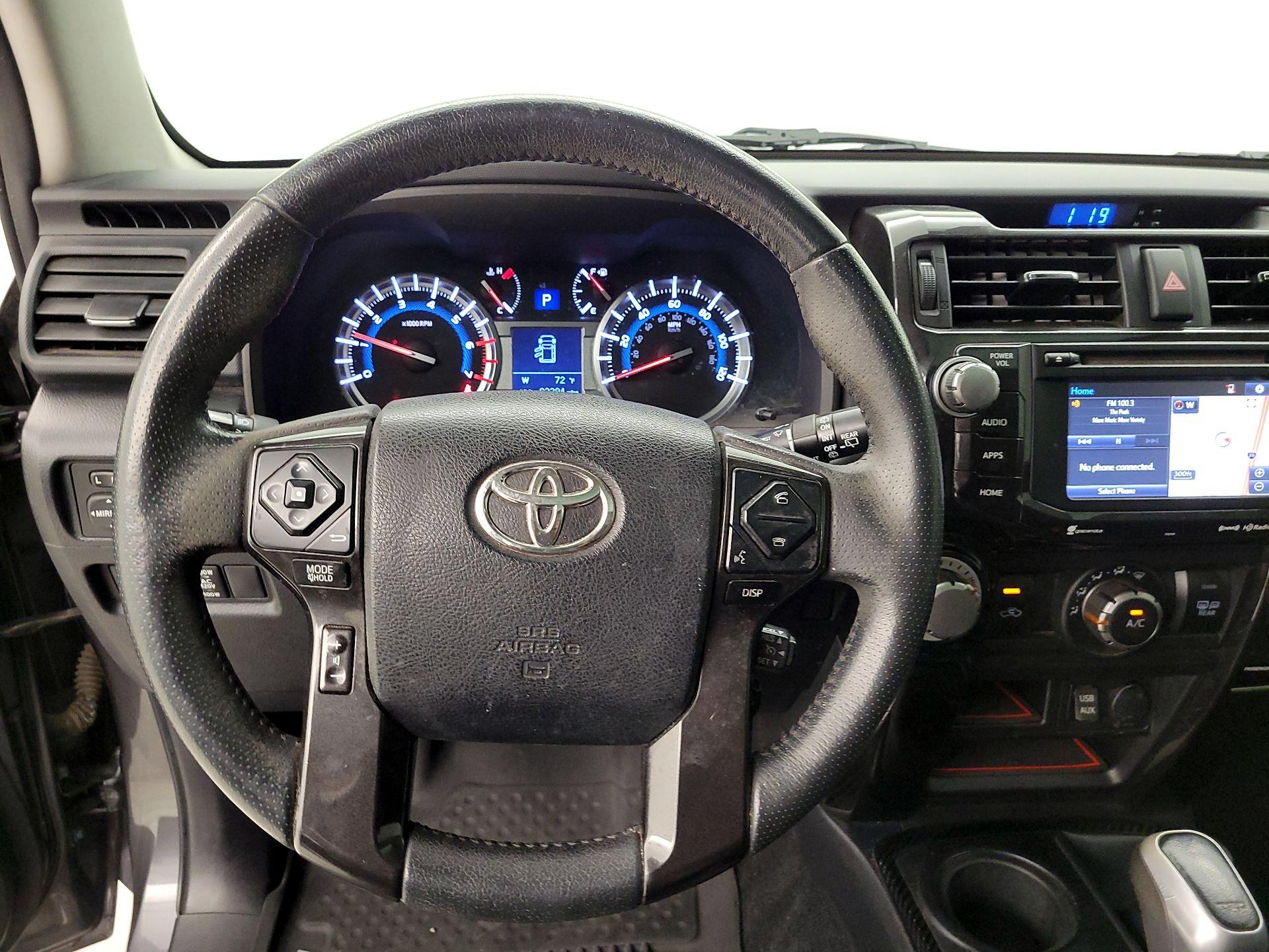 Thumbnail: 2018 Toyota 4Runner - 10