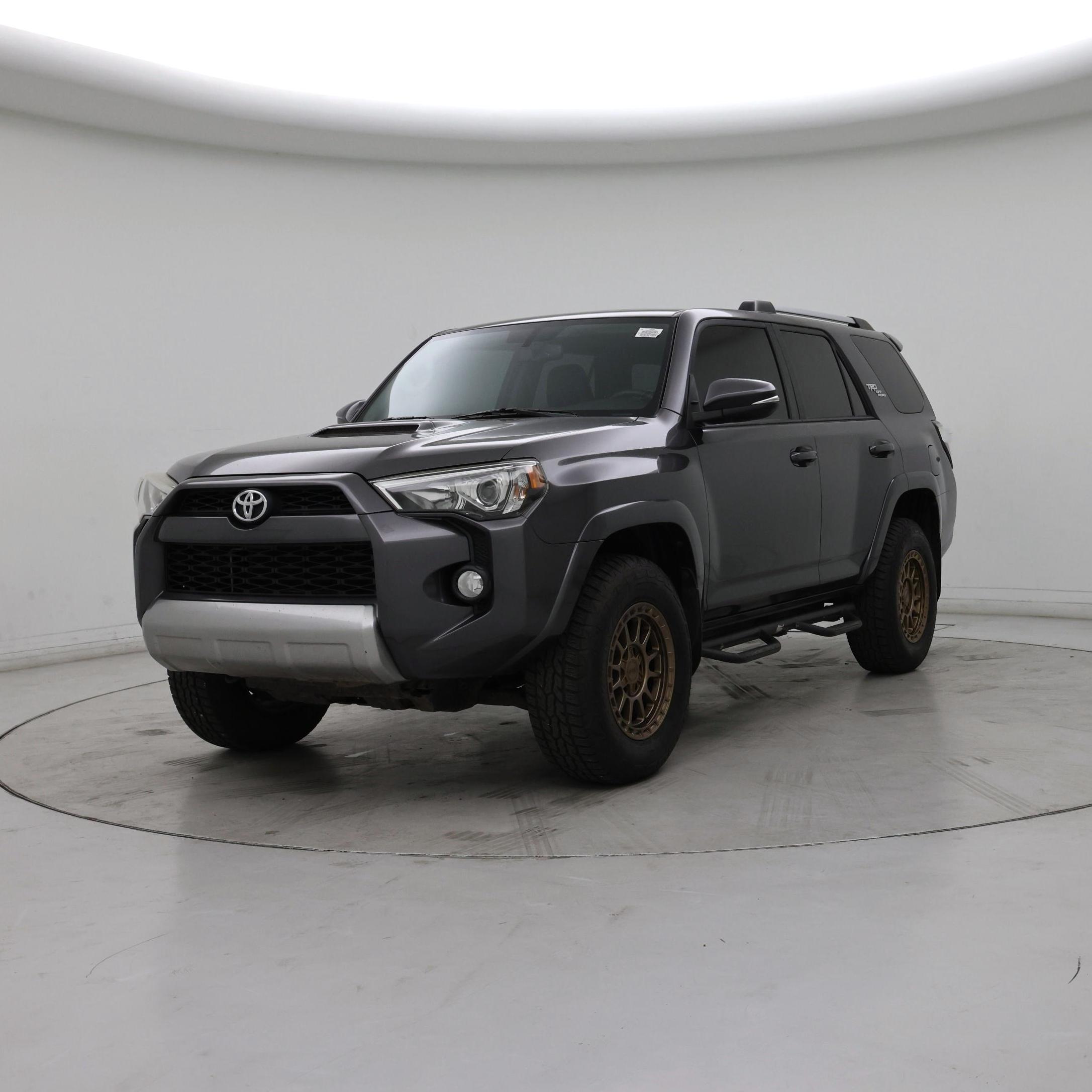 Thumbnail: 2018 Toyota 4Runner - 4