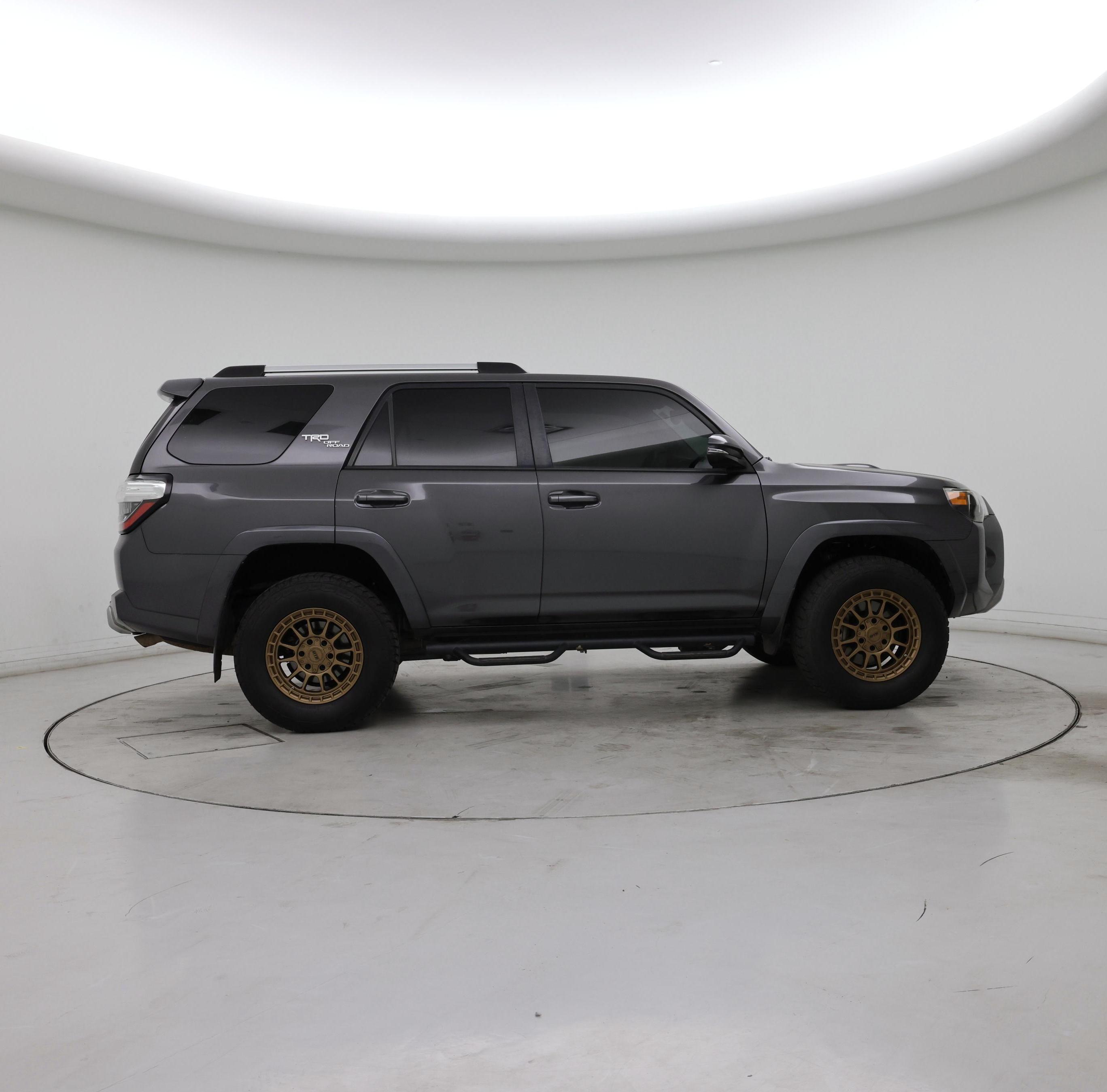 Thumbnail: 2018 Toyota 4Runner - 7
