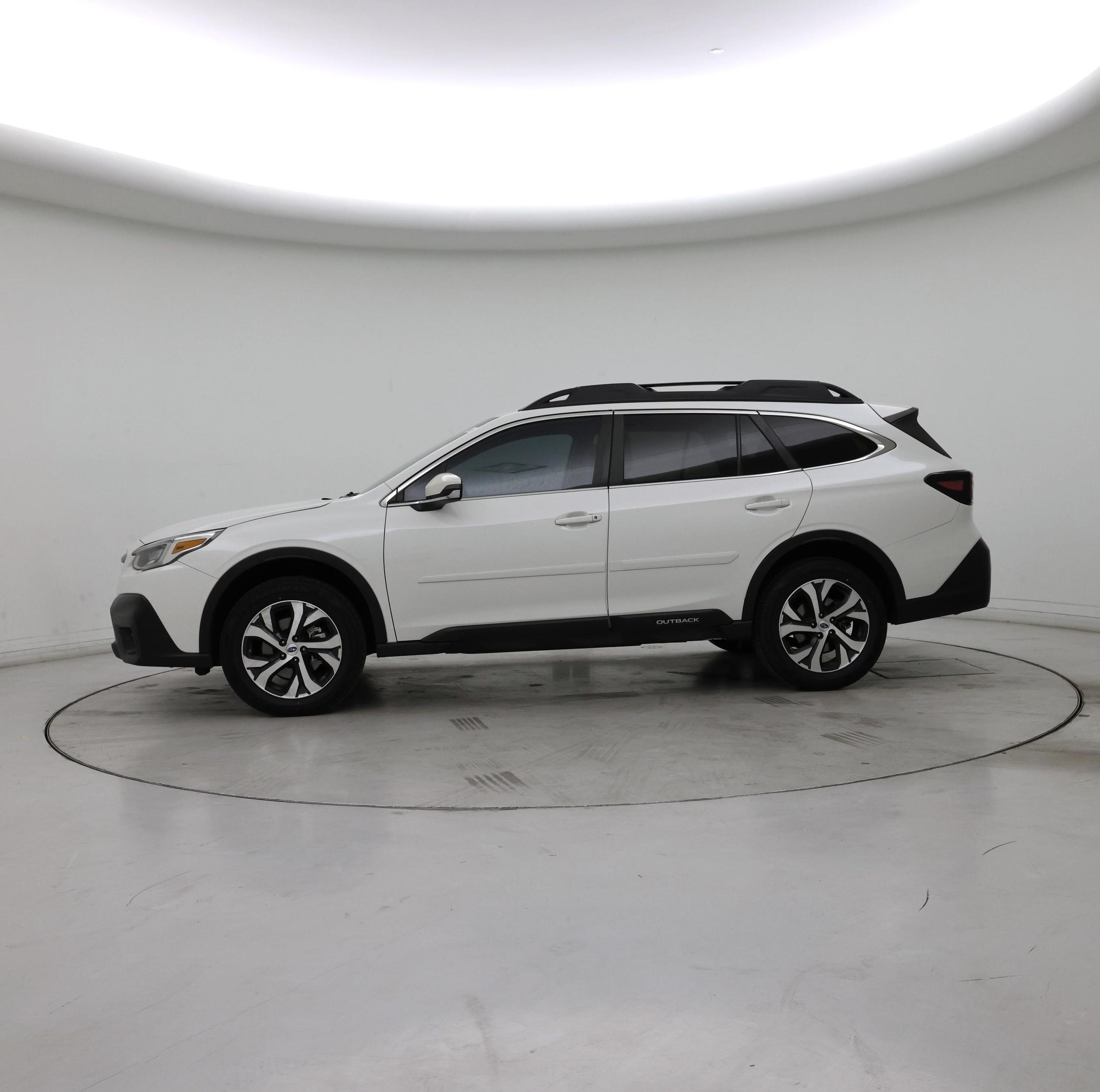Thumbnail: 2022 Subaru Outback - 3