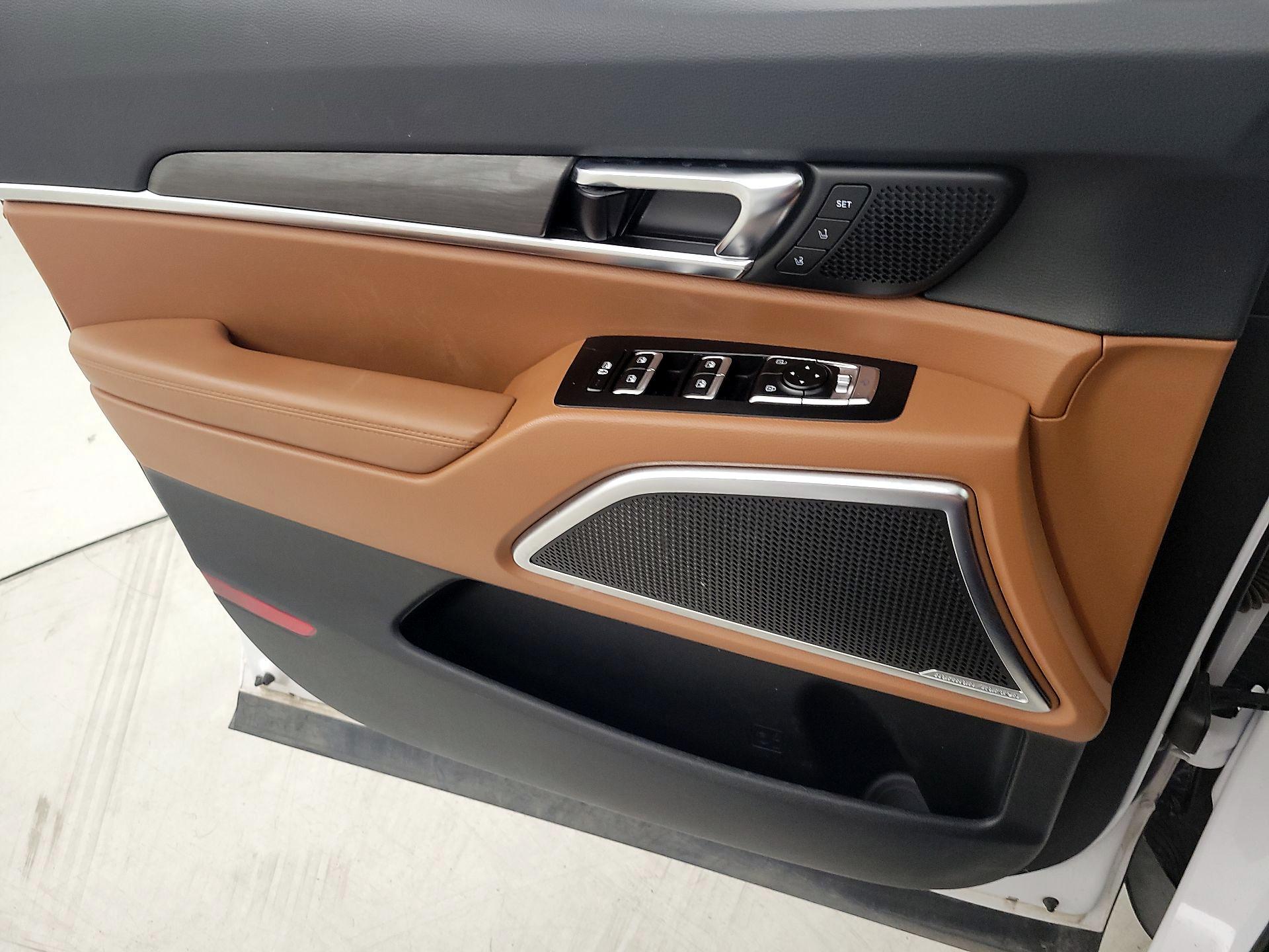 Thumbnail: 2024 Kia Telluride - 12