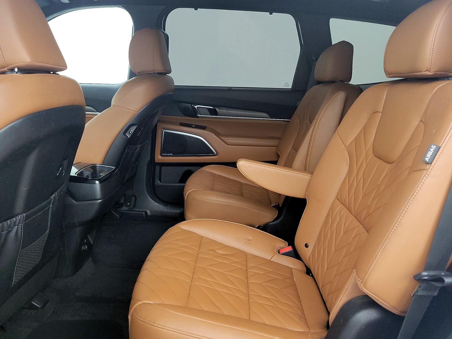 Thumbnail: 2024 Kia Telluride - 18