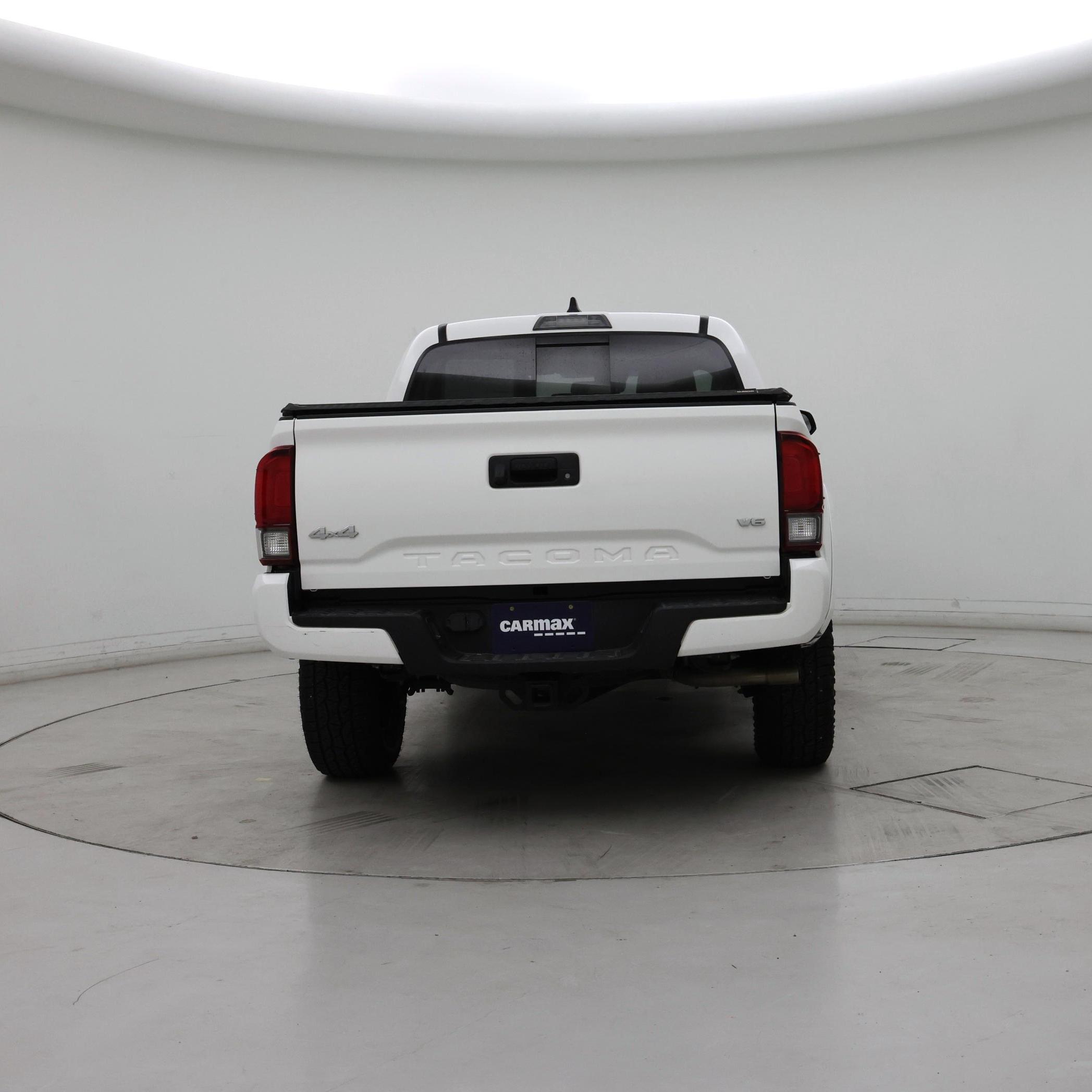 Thumbnail: 2020 Toyota Tacoma - 6