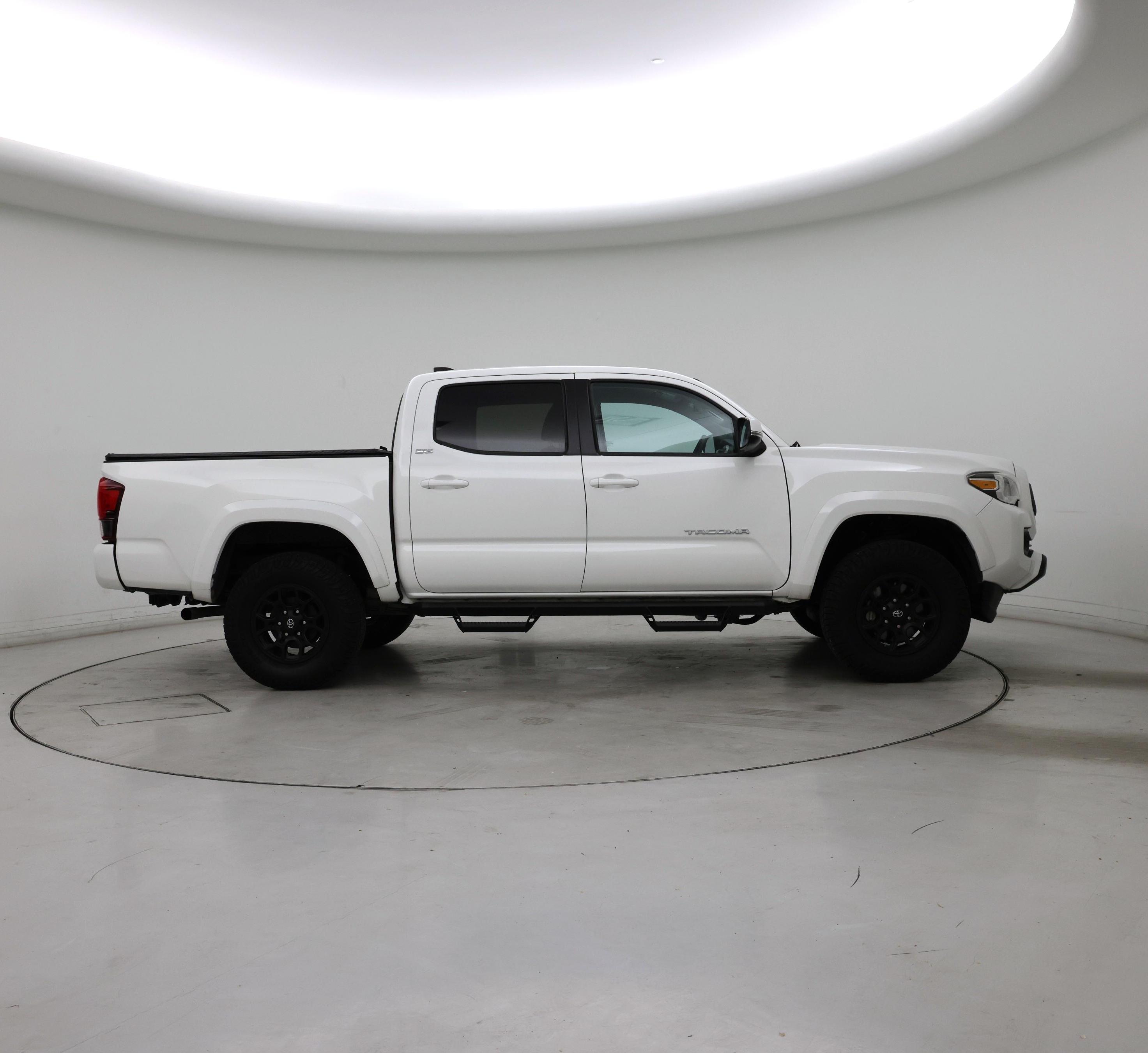 Thumbnail: 2020 Toyota Tacoma - 7