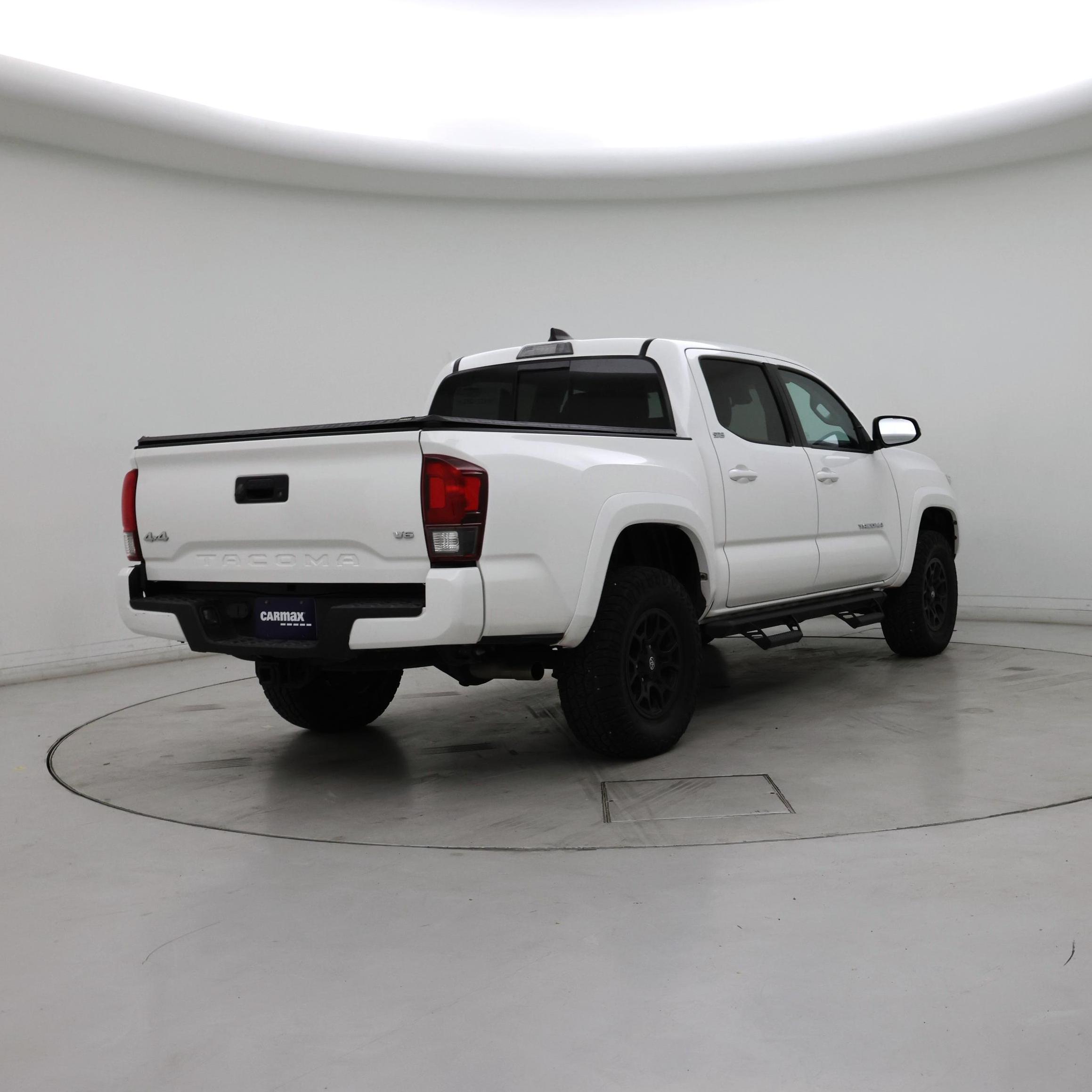 Thumbnail: 2020 Toyota Tacoma - 8