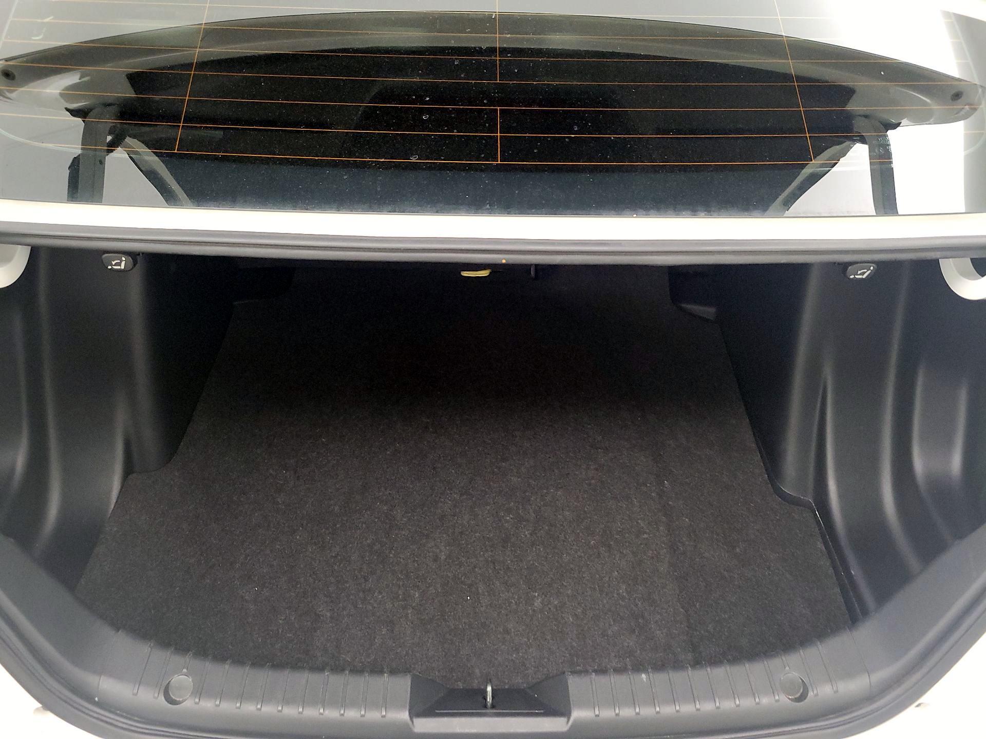 Thumbnail: 2019 Toyota Yaris - 17