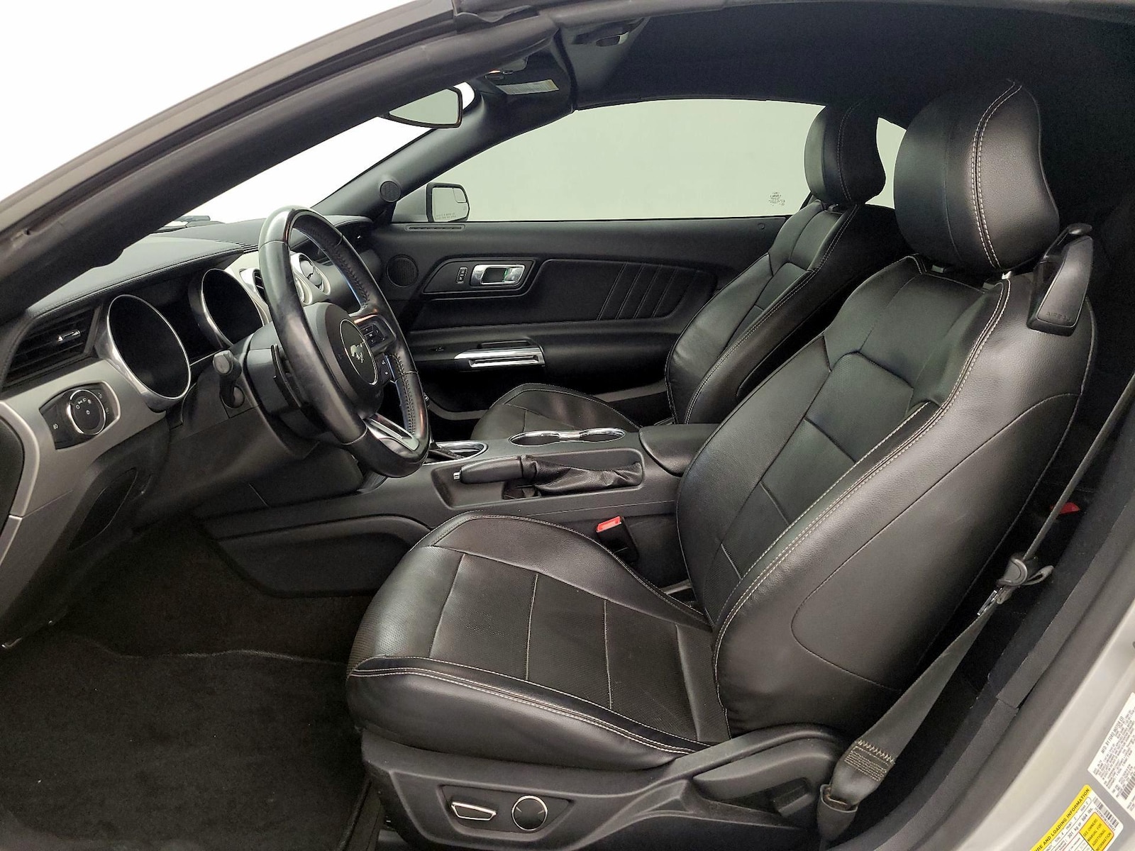 2019 Ford Mustang GT Premium - Photo 12