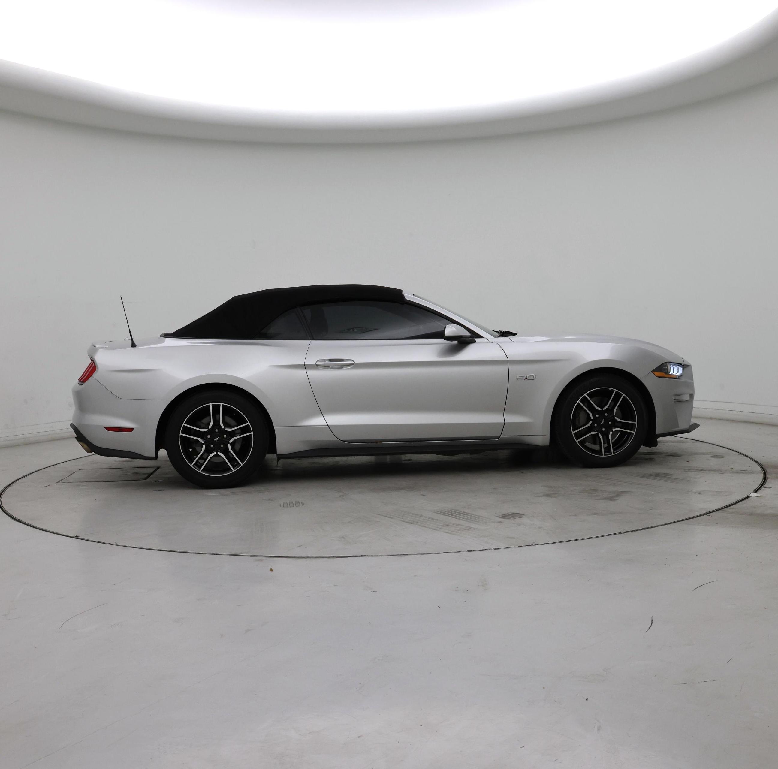 Thumbnail: 2019 Ford Mustang - 7