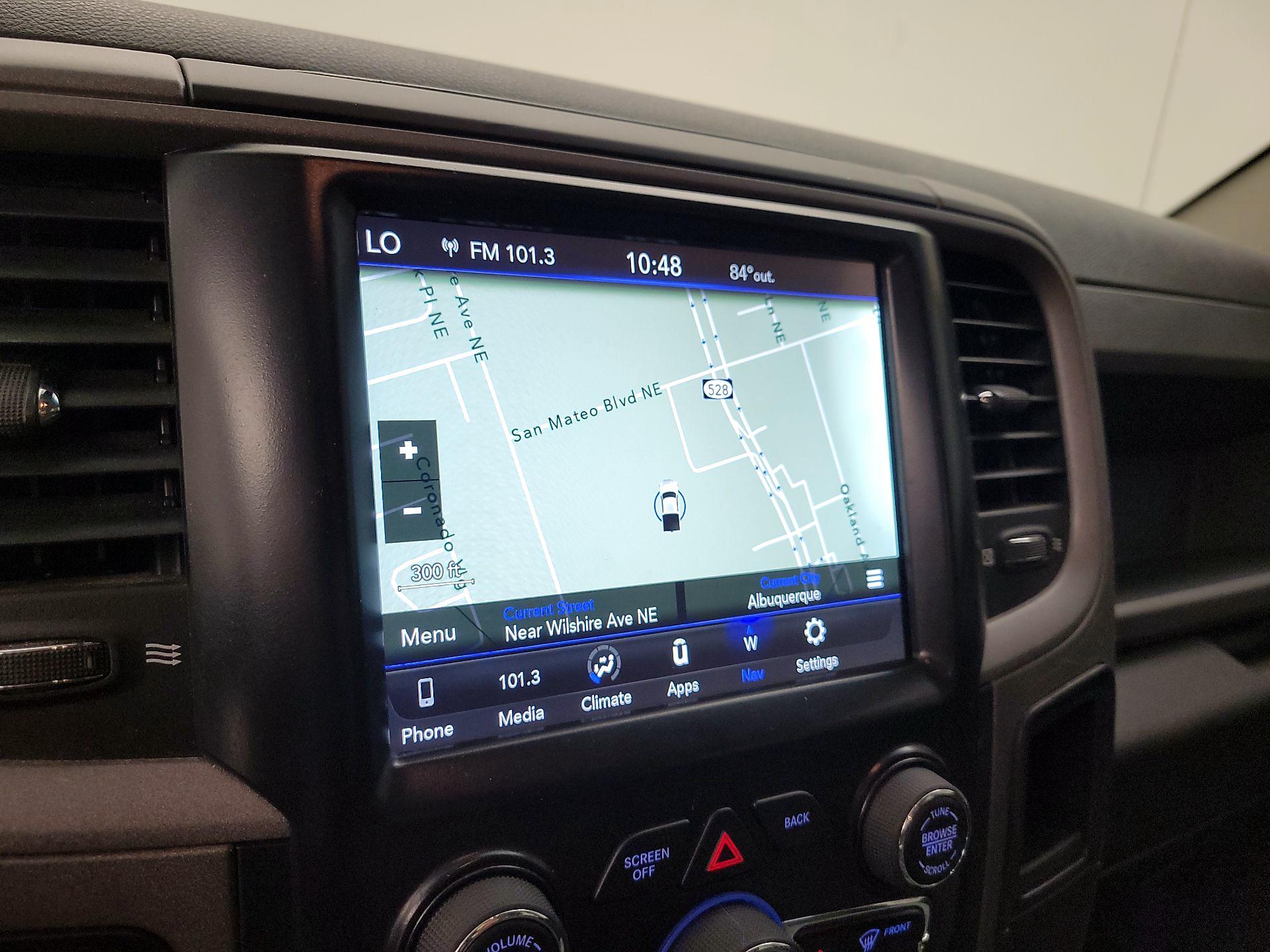 Thumbnail: 2019 RAM 1500 Classic - 14