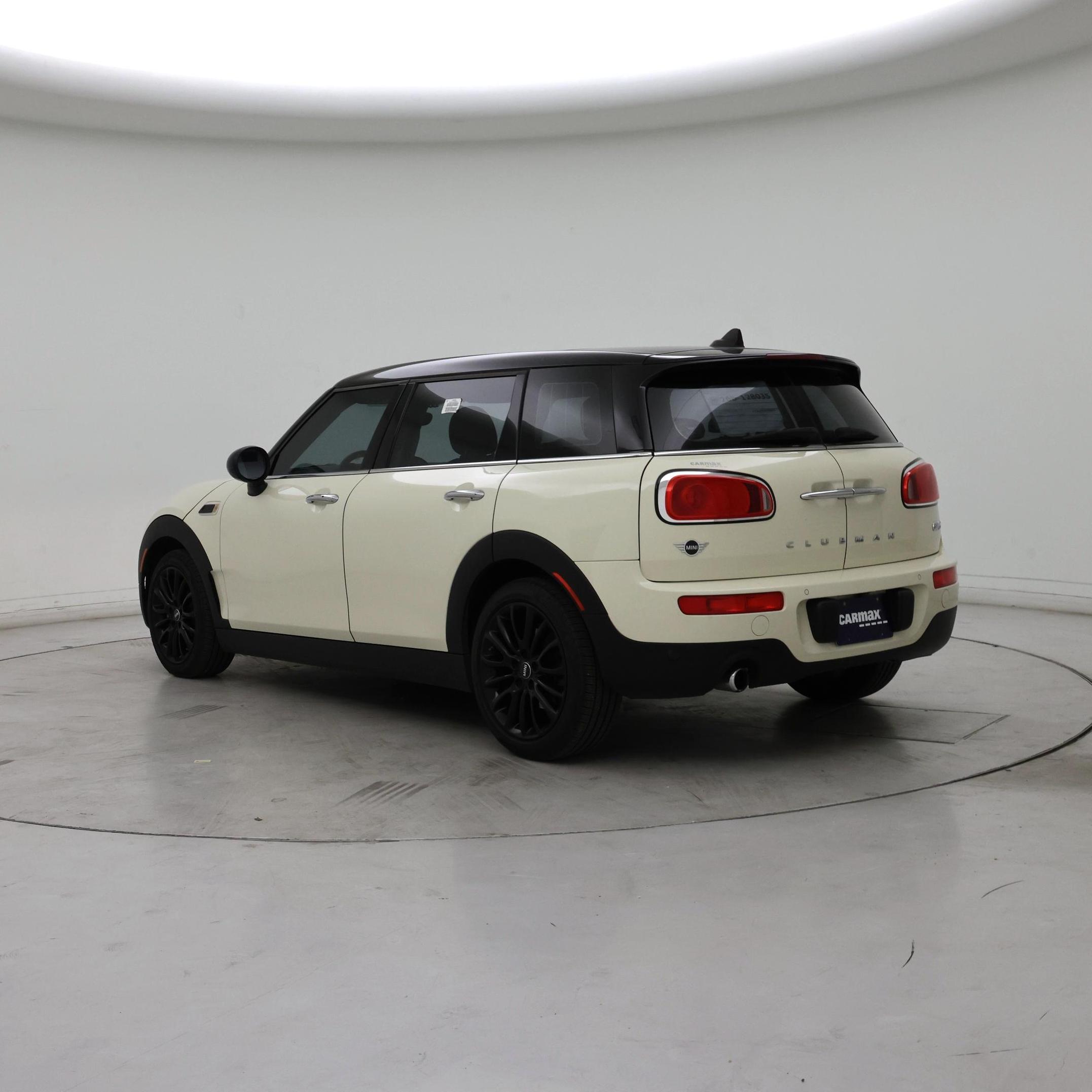Thumbnail: 2019 MINI Cooper Clubman - 2