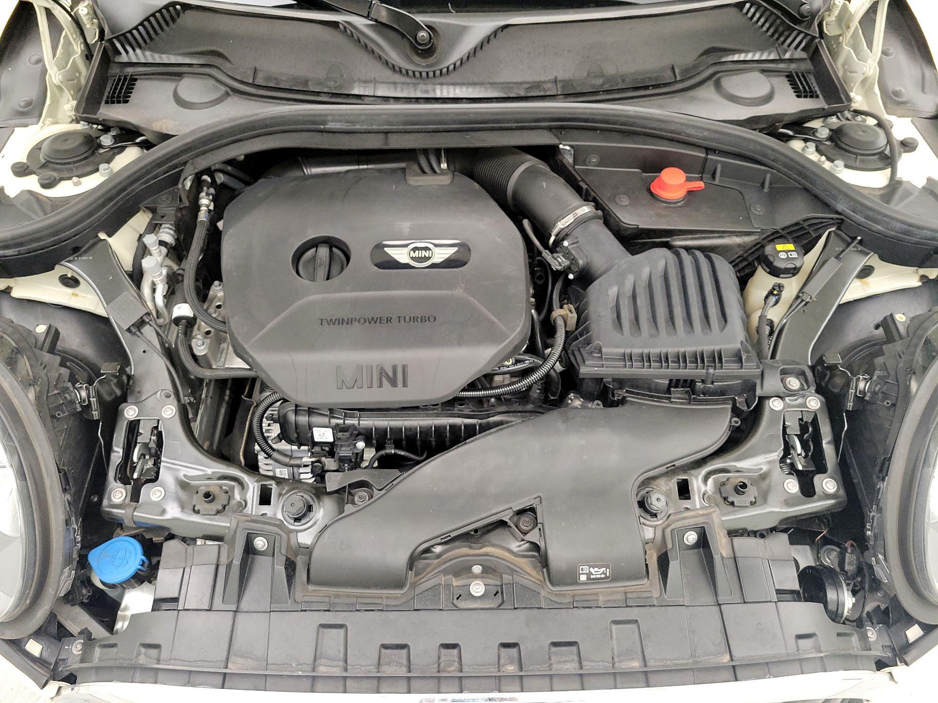 Thumbnail: 2019 MINI Cooper Clubman - 19