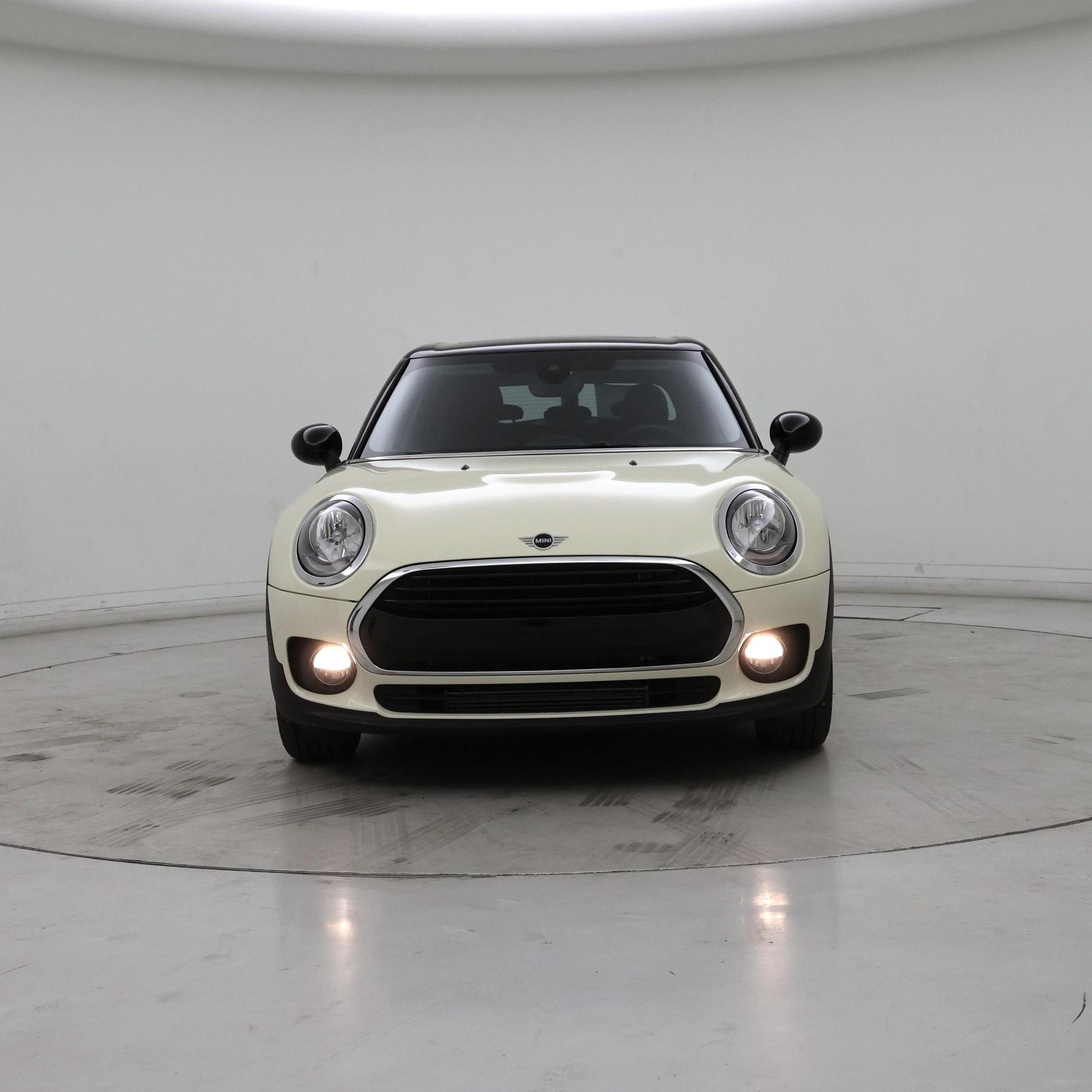 Thumbnail: 2019 MINI Cooper Clubman - 5