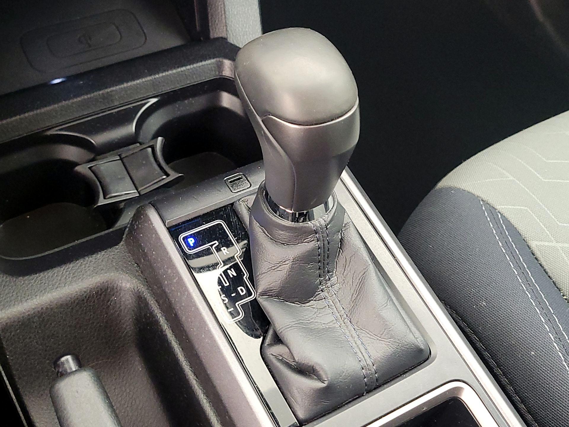 Thumbnail: 2021 Toyota Tacoma - 16