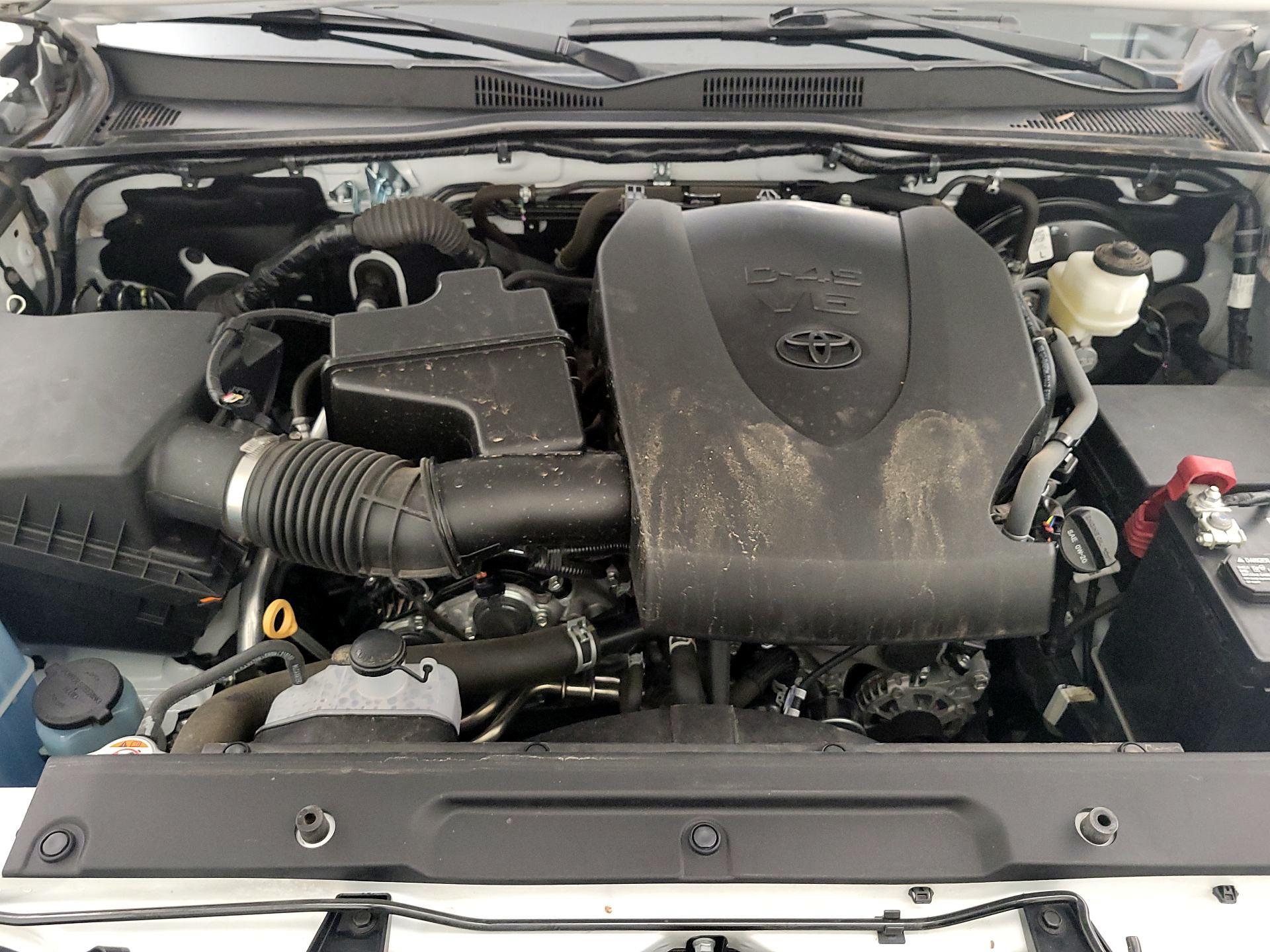 Thumbnail: 2021 Toyota Tacoma - 19