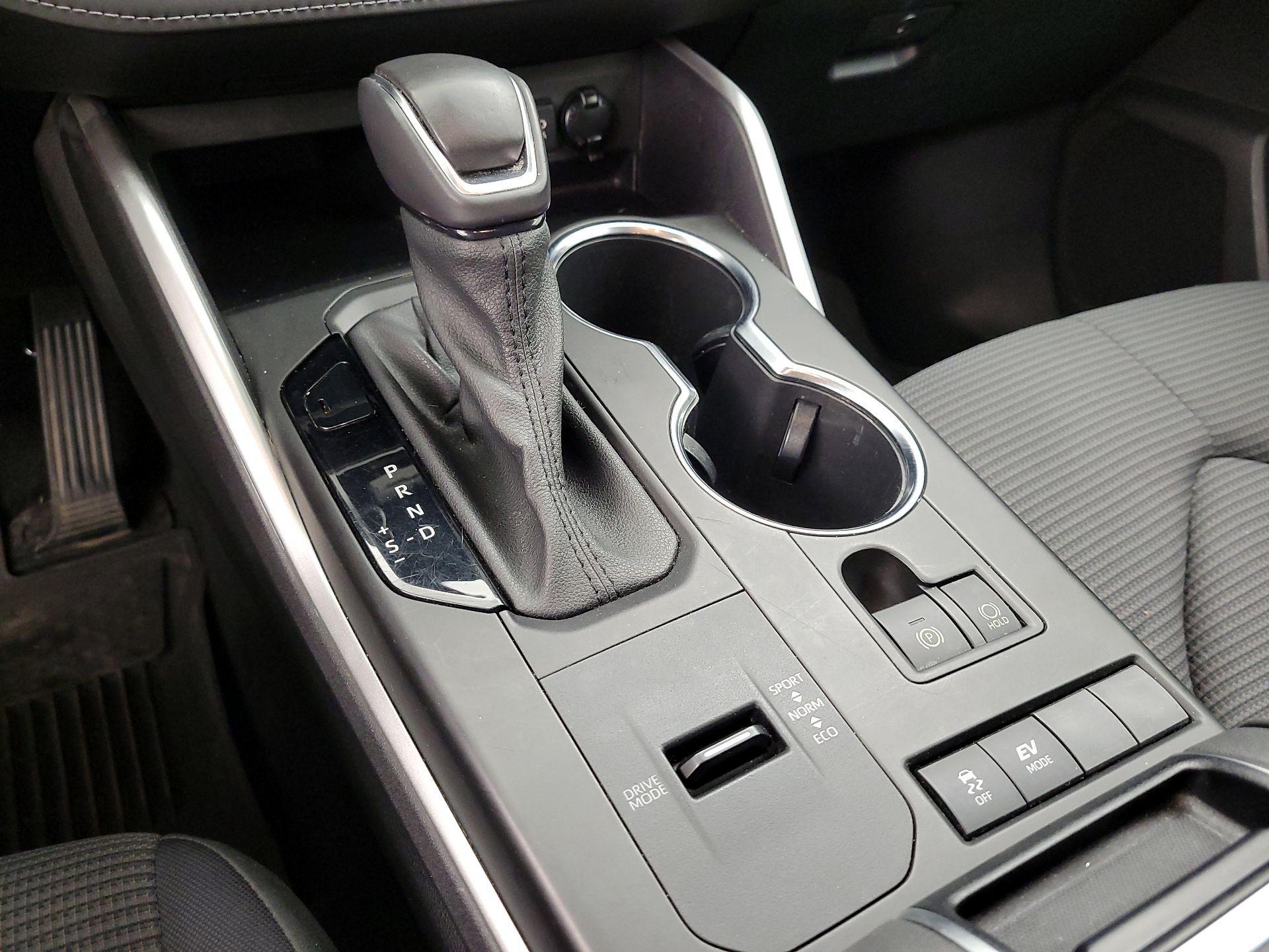 Thumbnail: 2020 Toyota Highlander - 17