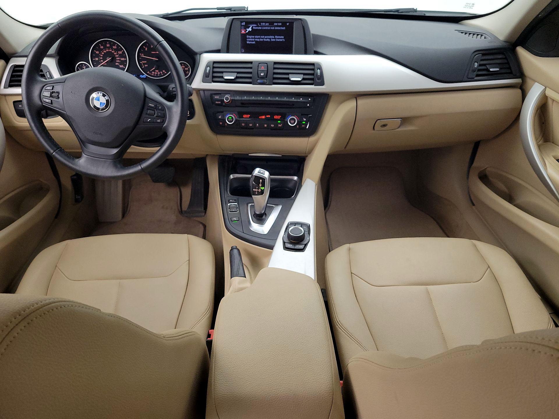 Thumbnail: 2015 BMW 3 Series - 9
