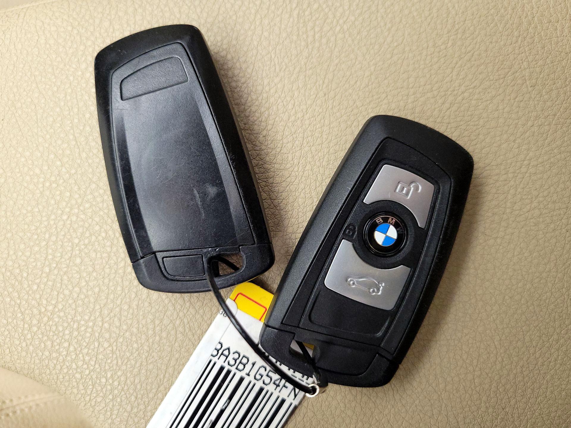 Thumbnail: 2015 BMW 3 Series - 19