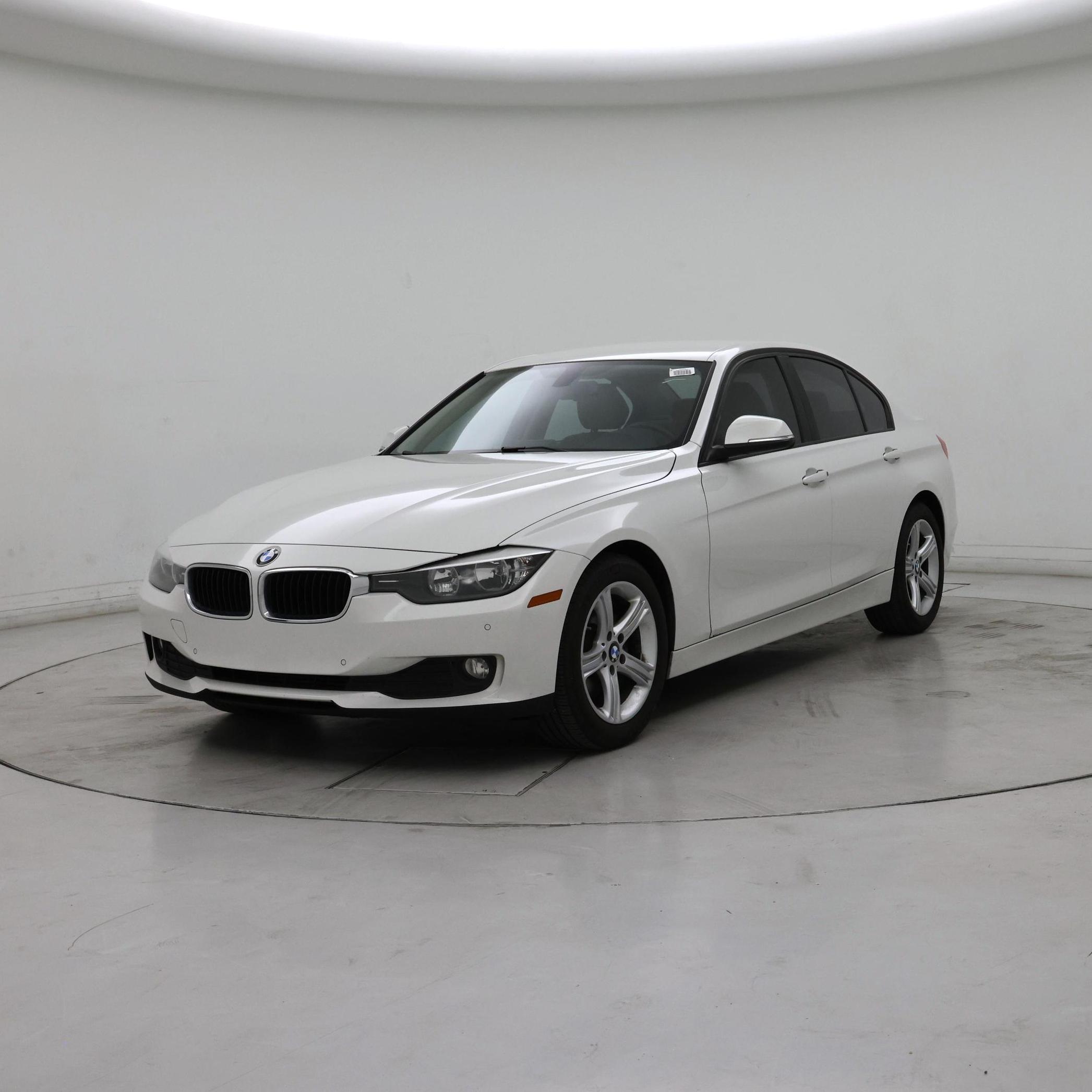 Thumbnail: 2015 BMW 3 Series - 4