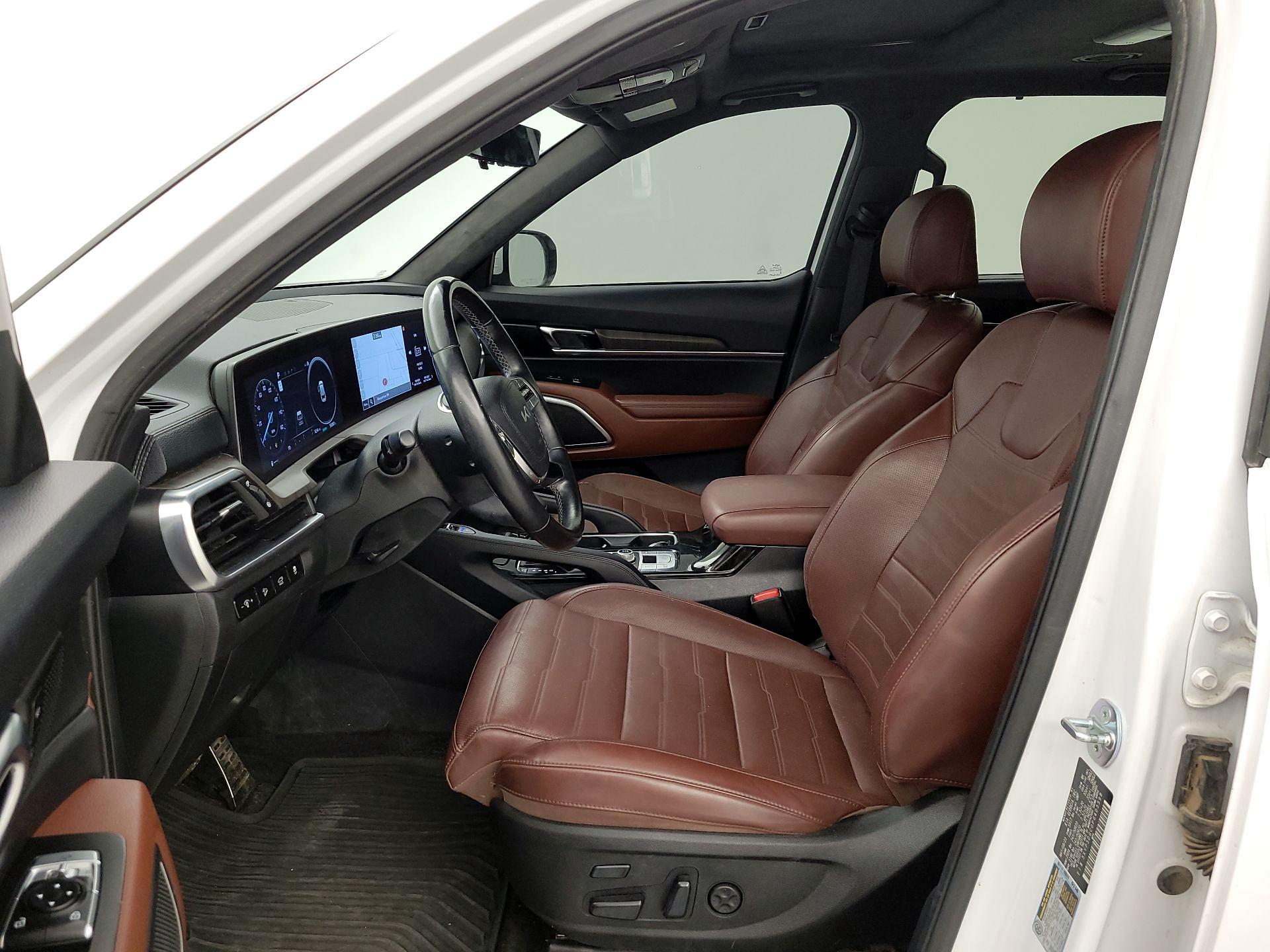 Thumbnail: 2023 Kia Telluride - 11