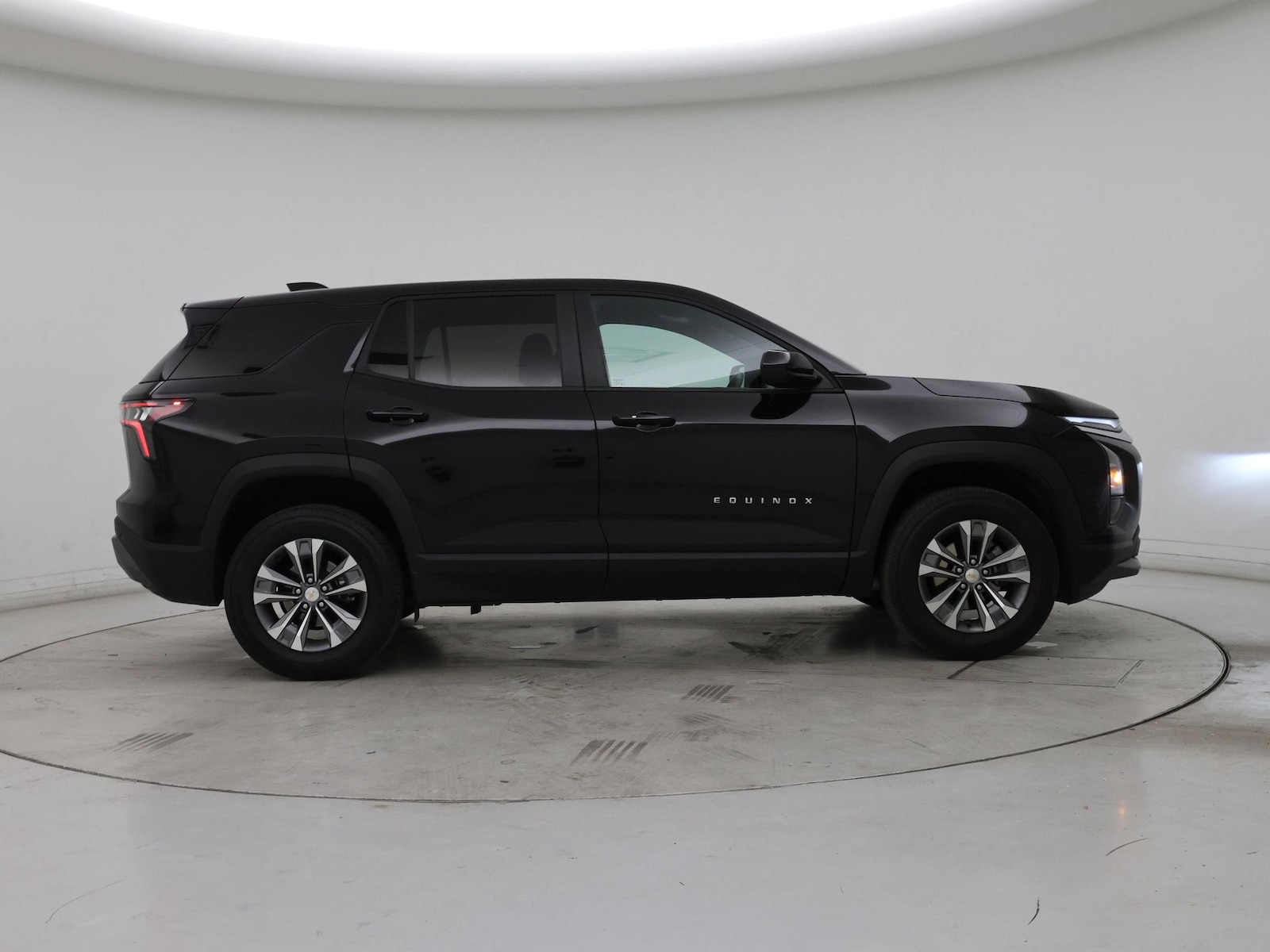 2025 Chevrolet Equinox LT - Photo 8