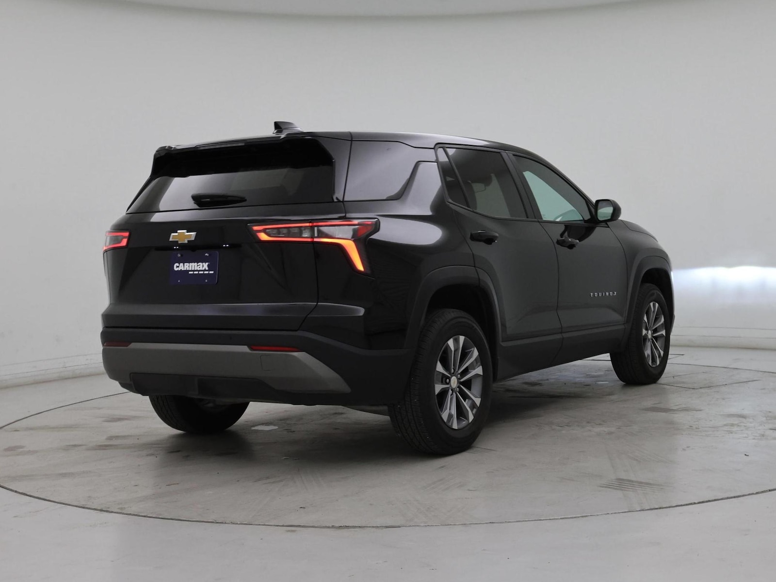 2025 Chevrolet Equinox LT - Photo 9