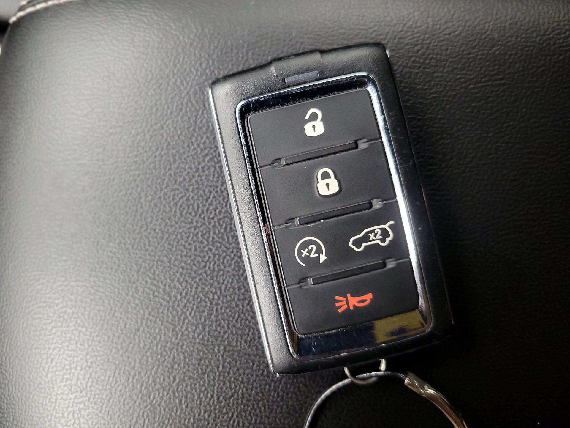 Thumbnail: 2023 Jeep Grand Cherokee - 18