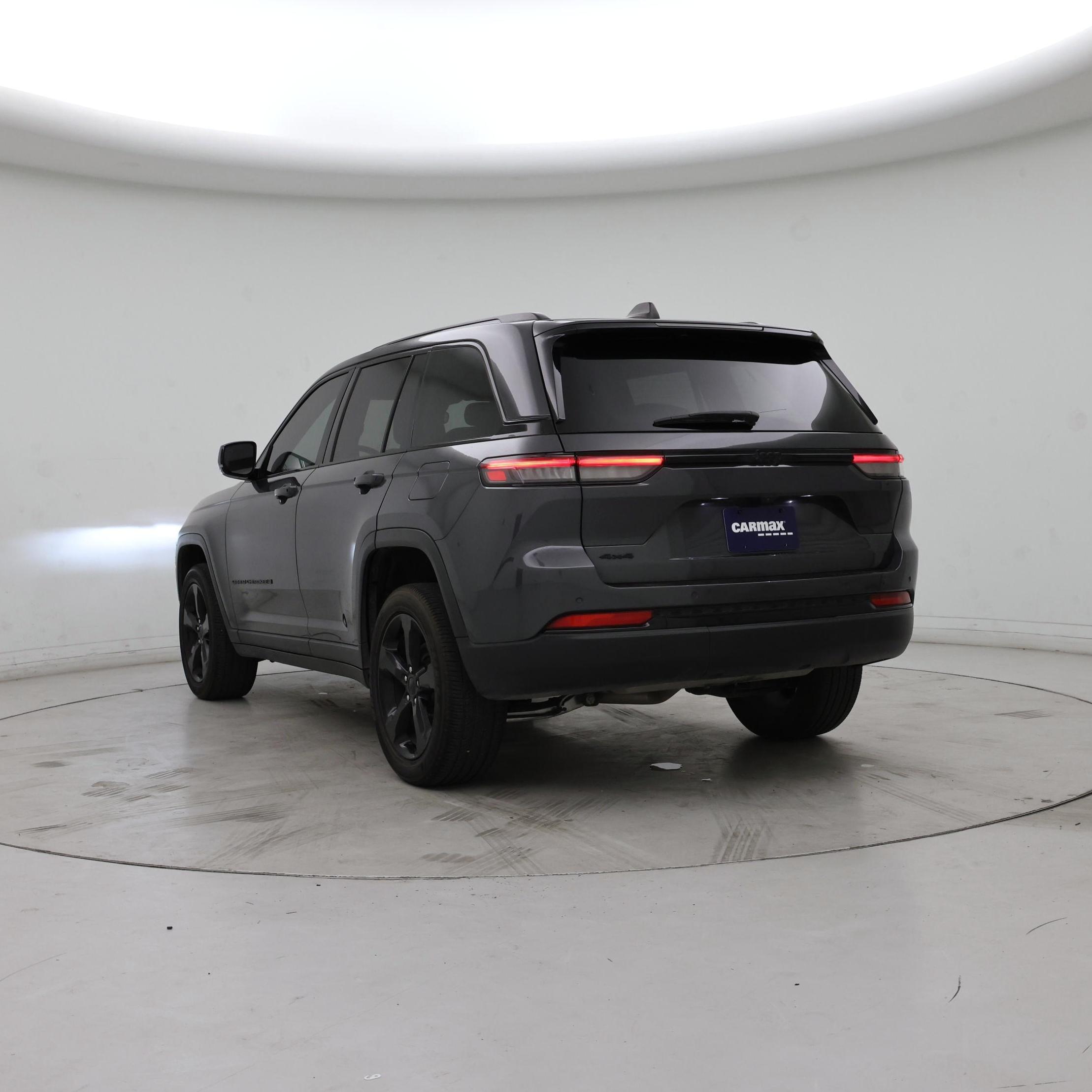 Thumbnail: 2023 Jeep Grand Cherokee - 2