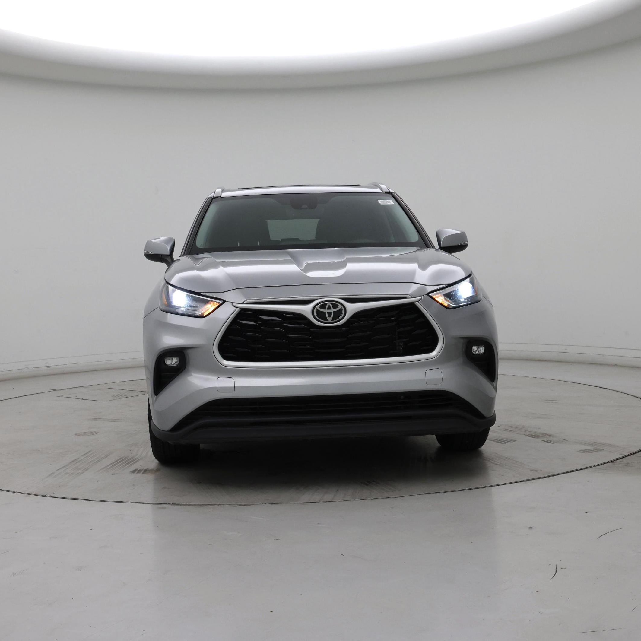 Thumbnail: 2022 Toyota Highlander - 5