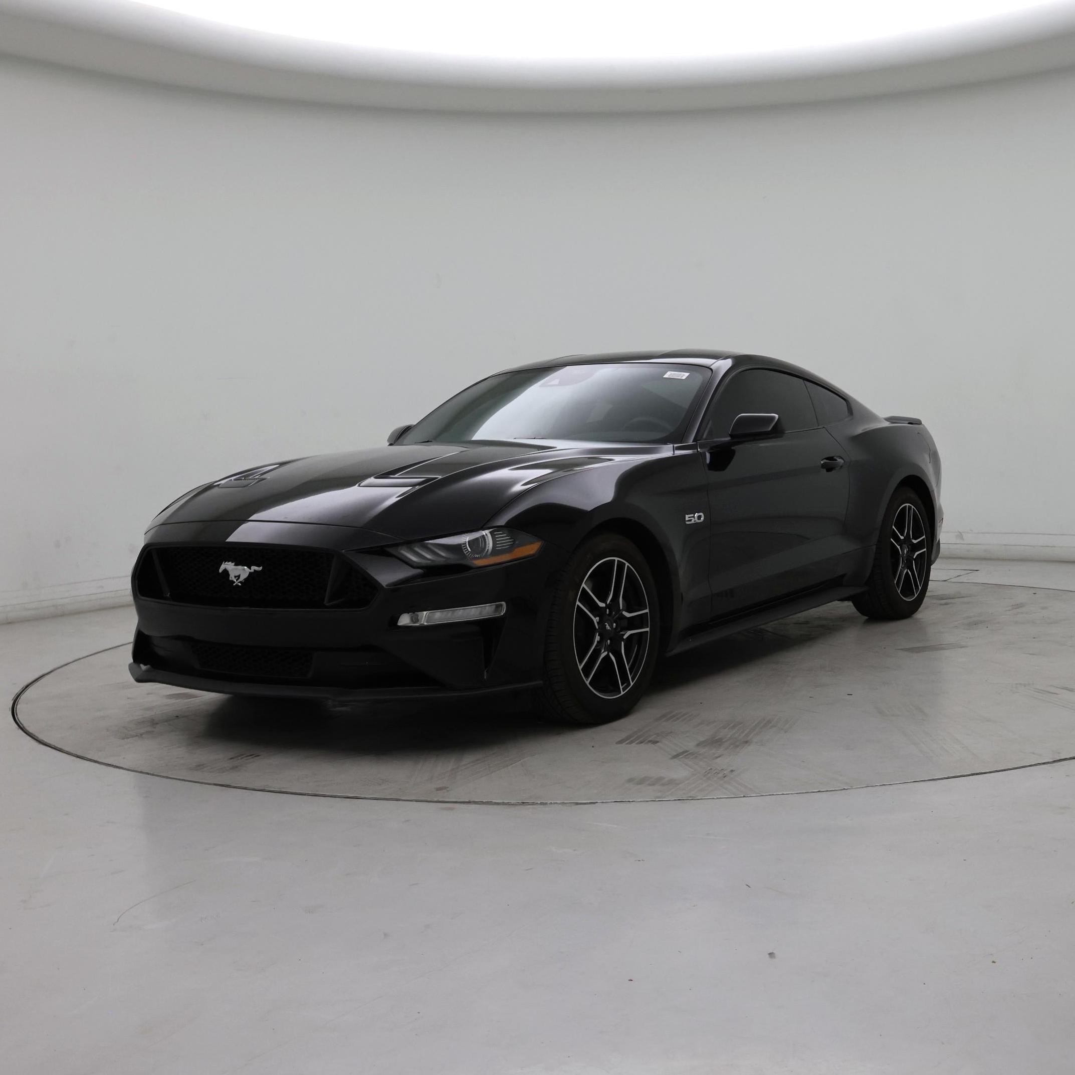 Thumbnail: 2022 Ford Mustang - 4