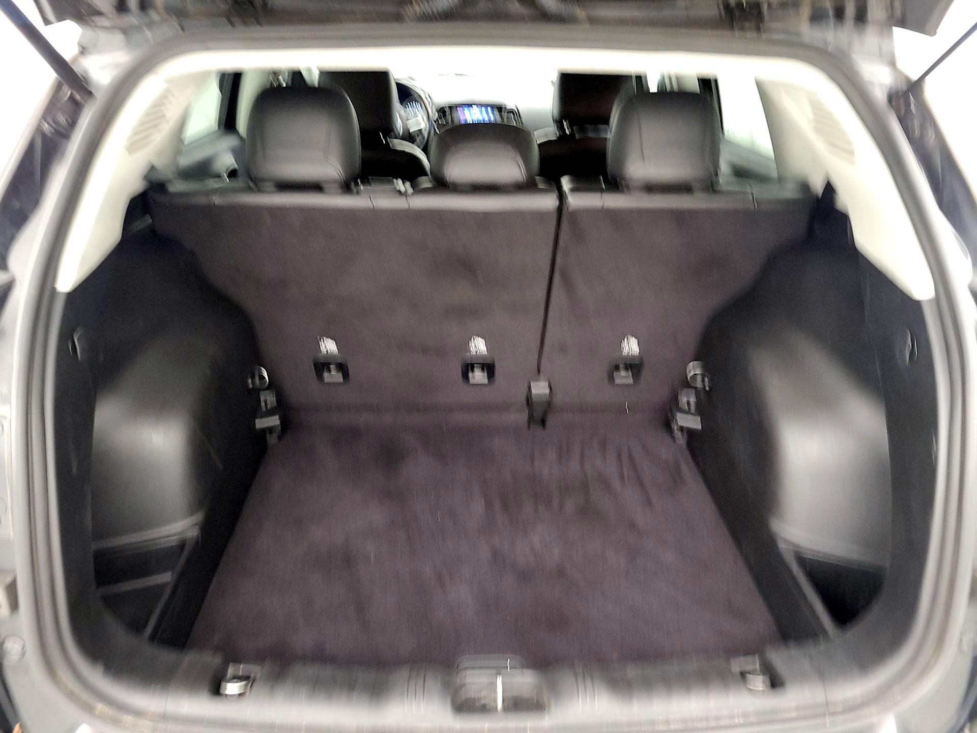 Thumbnail: 2019 Jeep Compass - 16