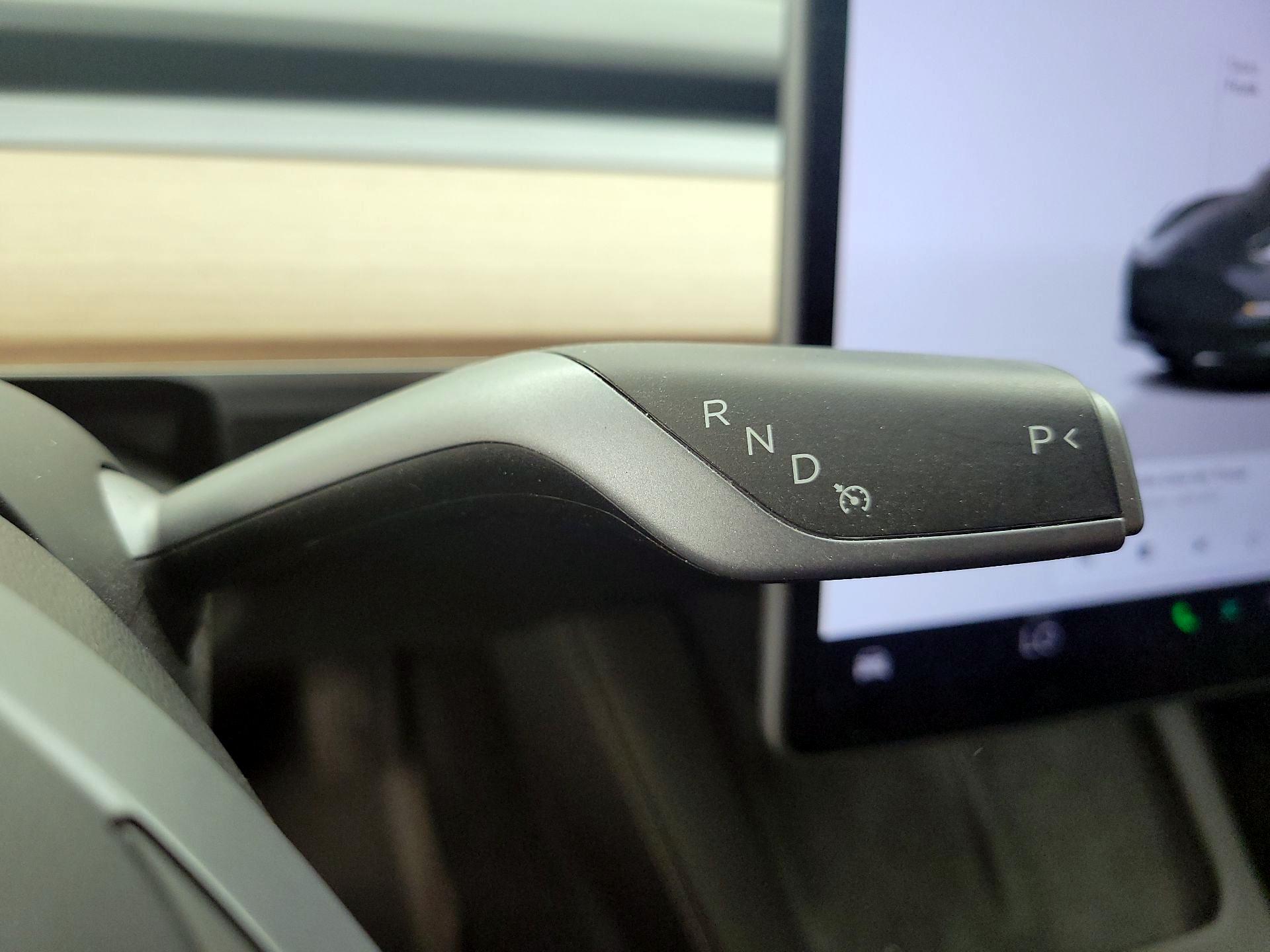 Thumbnail: 2023 Tesla Model 3 - 17