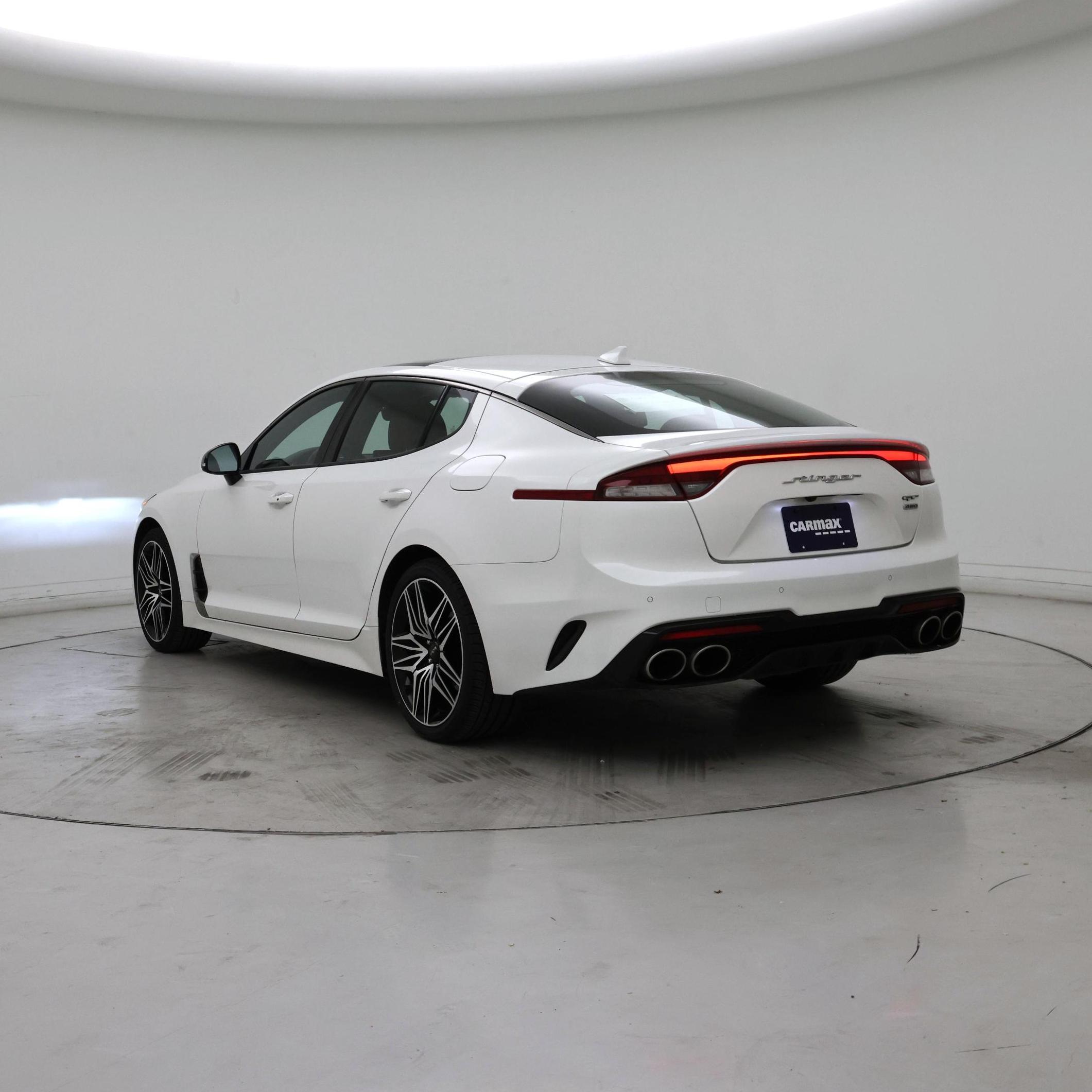 Thumbnail: 2022 Kia Stinger - 2