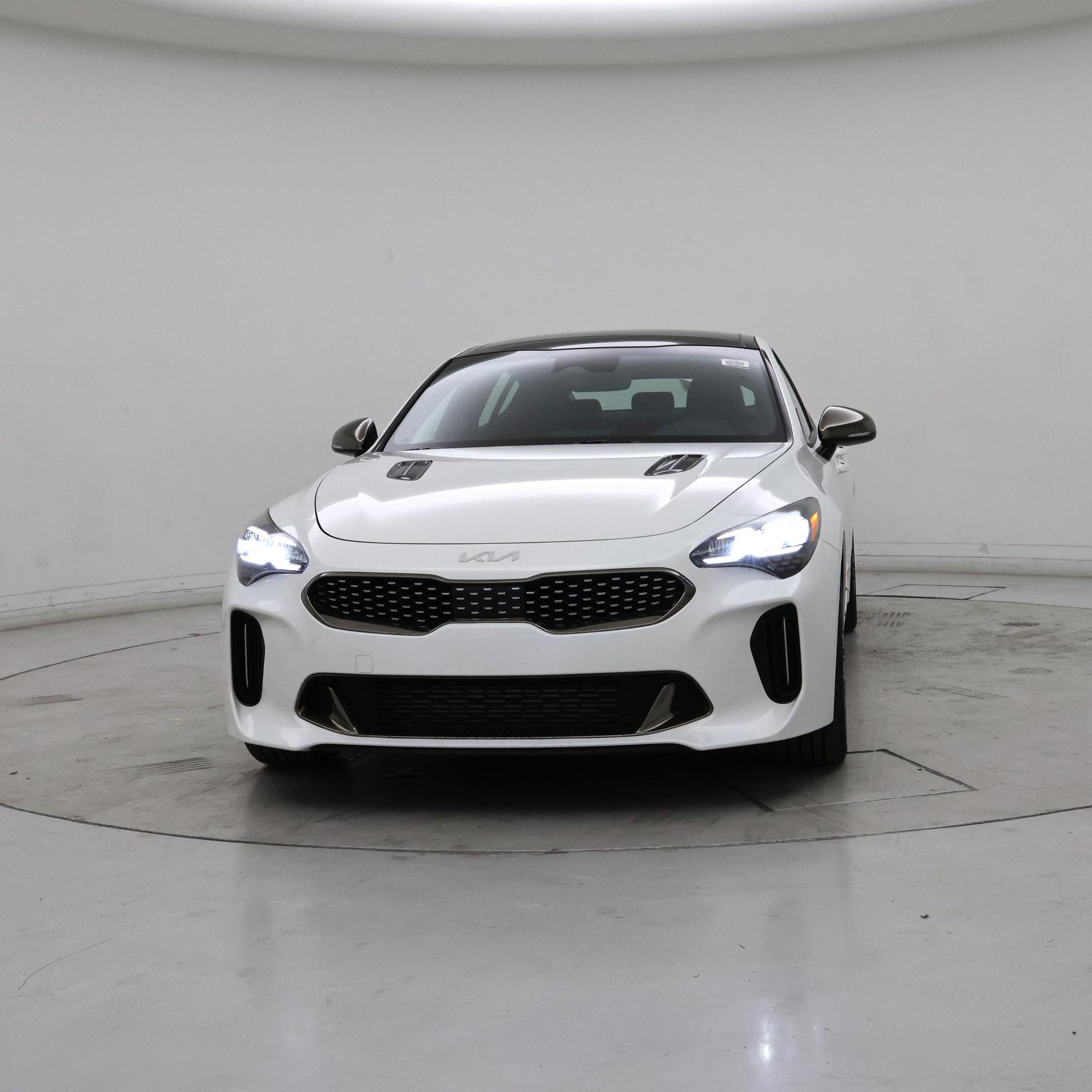 Thumbnail: 2022 Kia Stinger - 5