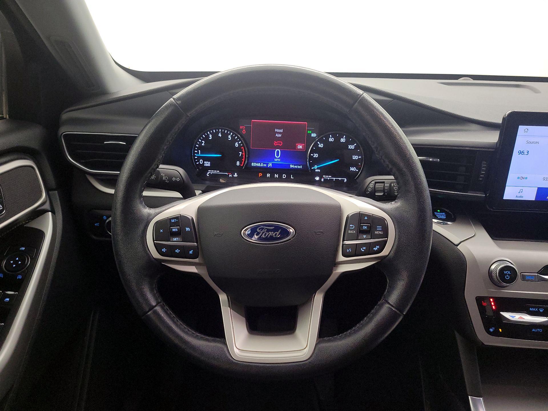 Thumbnail: 2021 Ford Explorer - 10