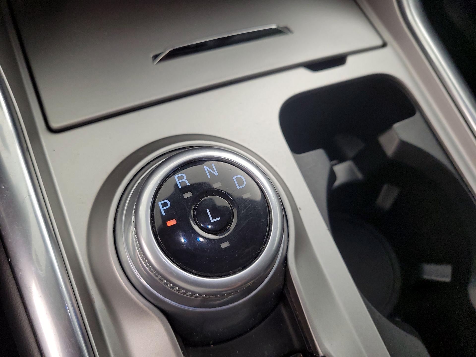 Thumbnail: 2021 Ford Explorer - 17