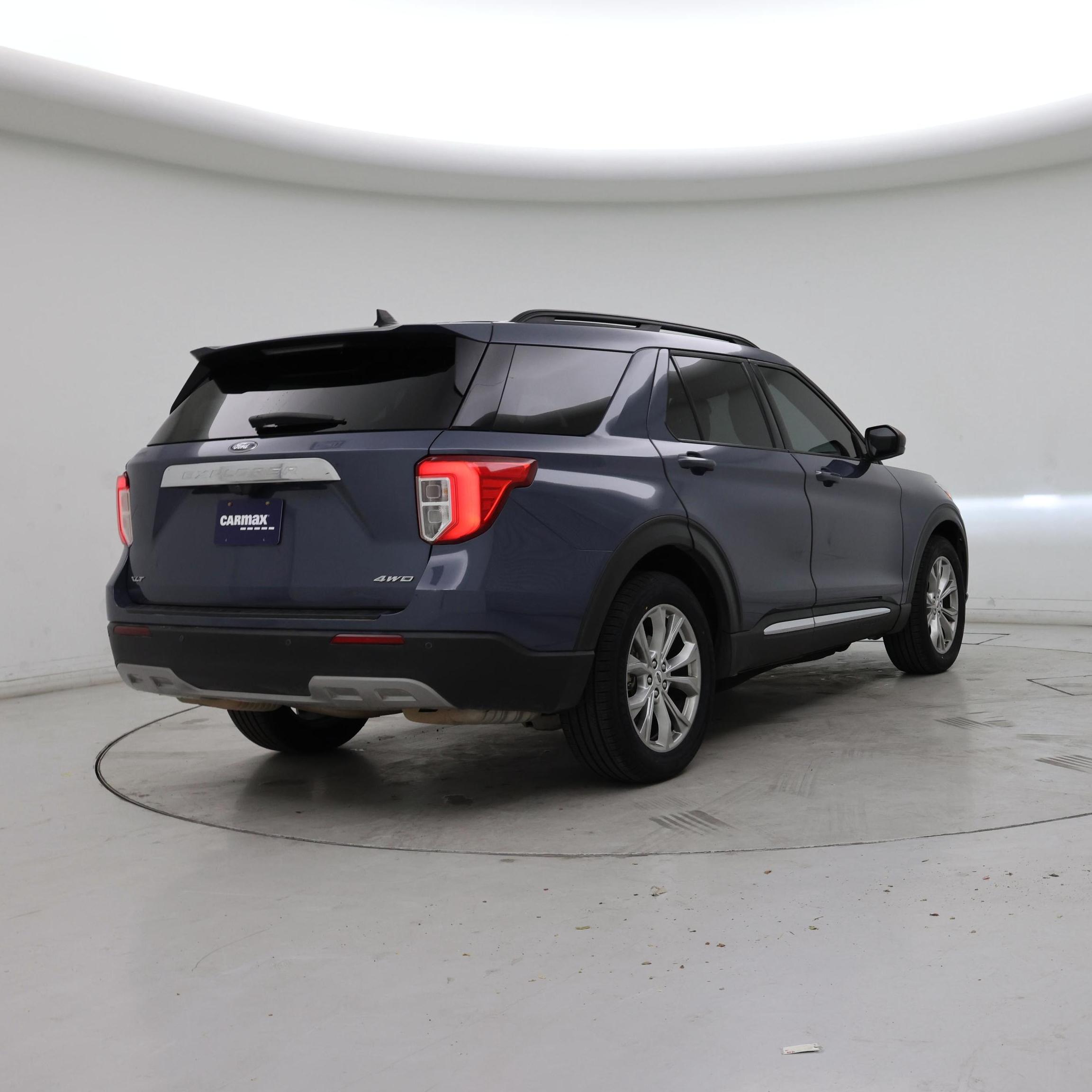 Thumbnail: 2021 Ford Explorer - 8