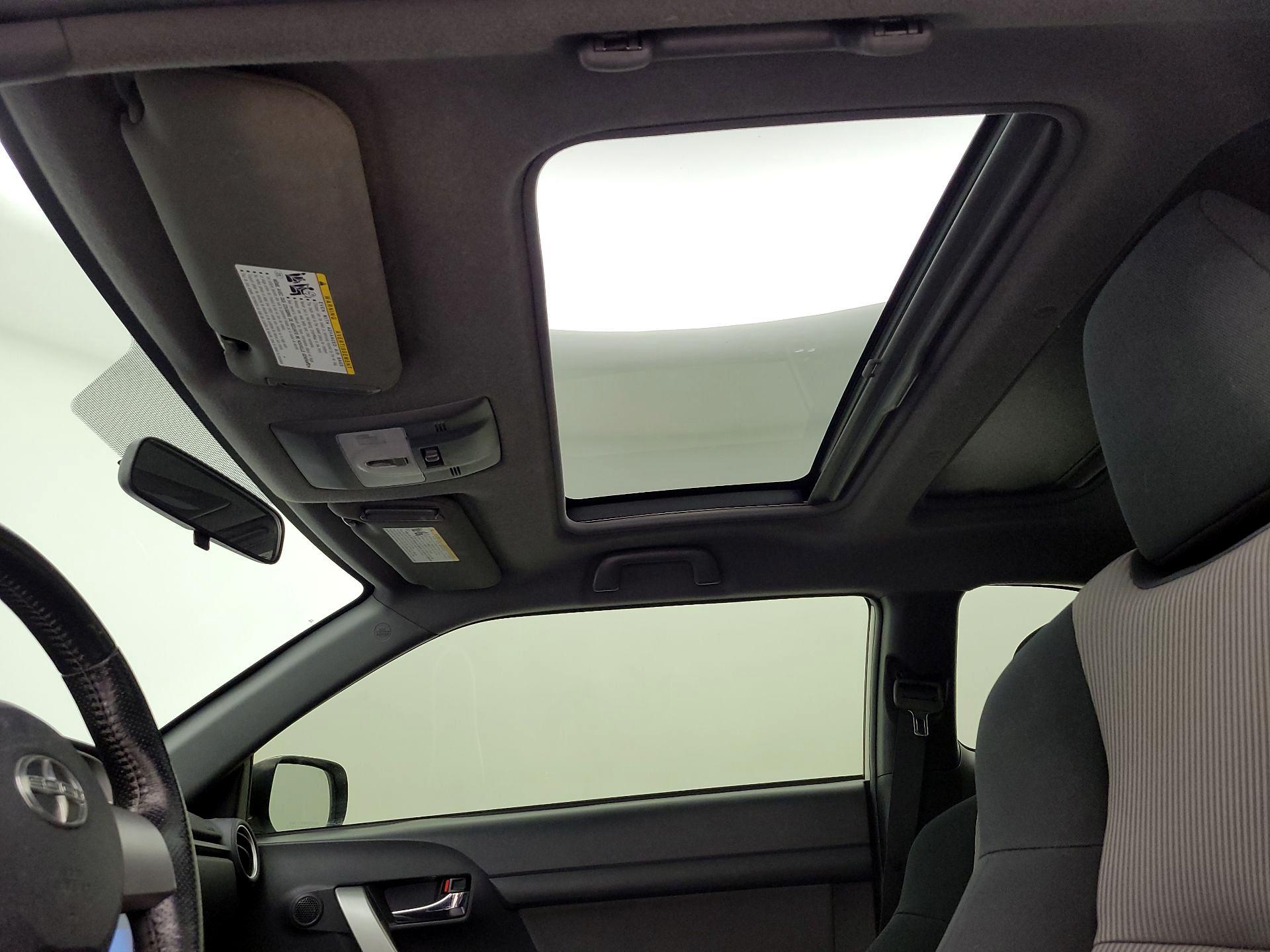 Thumbnail: 2016 Scion tC - 18