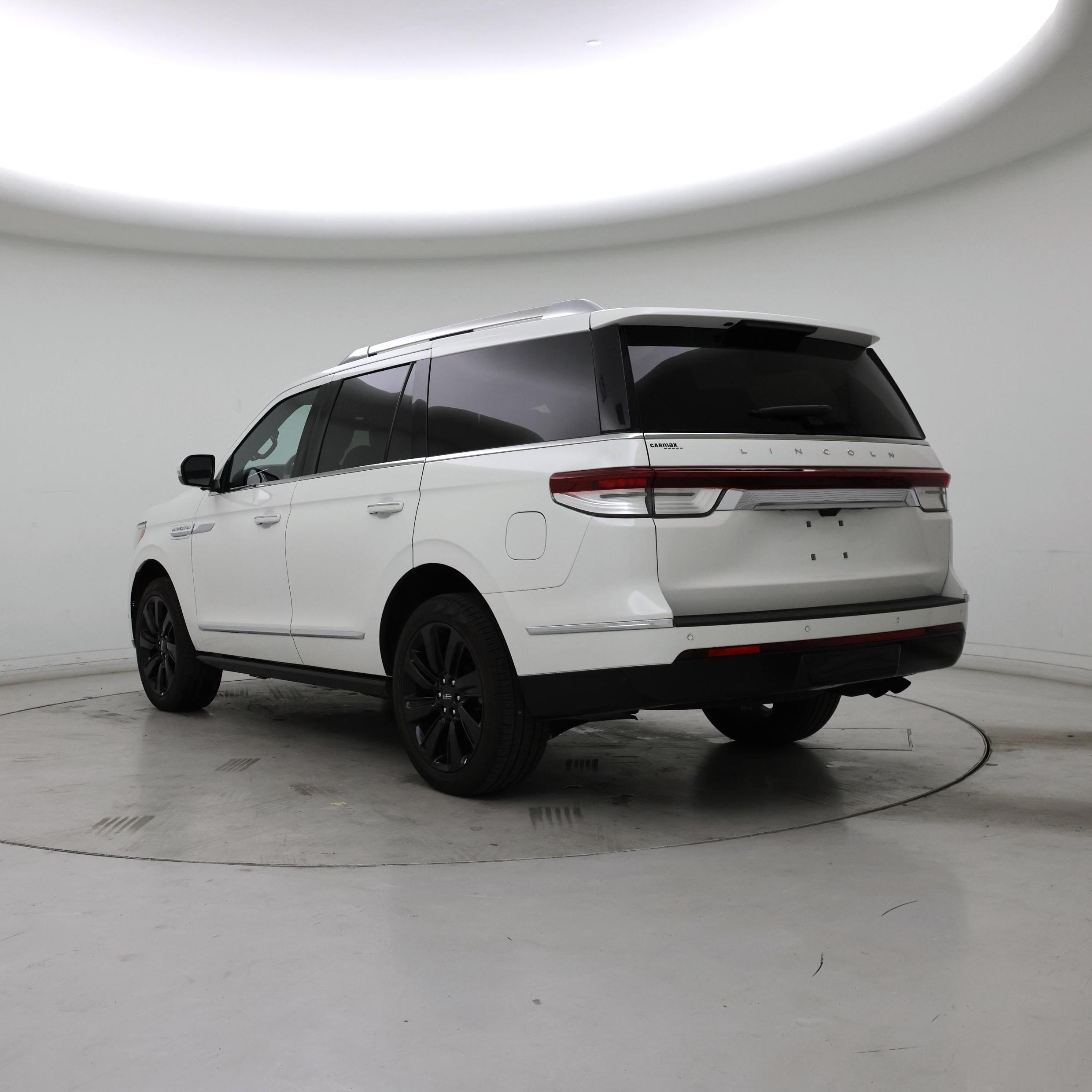 Thumbnail: 2024 Lincoln Navigator - 2