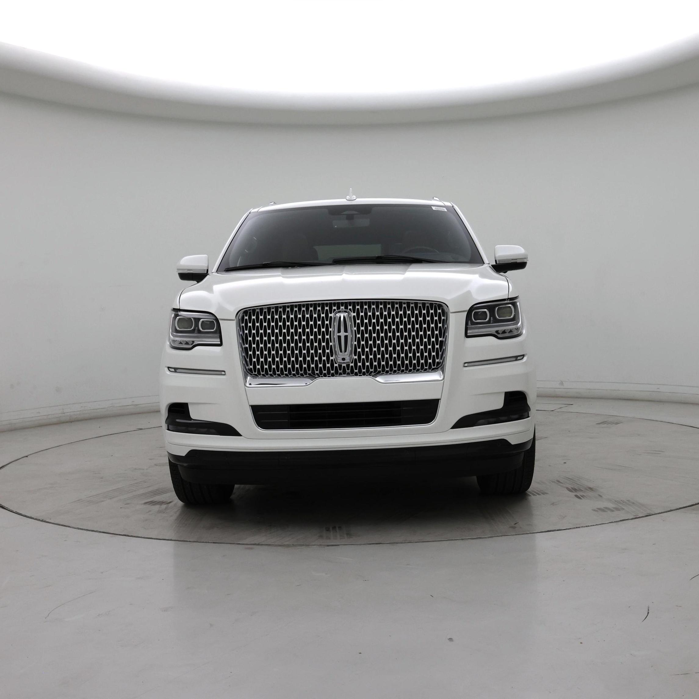Thumbnail: 2024 Lincoln Navigator - 5