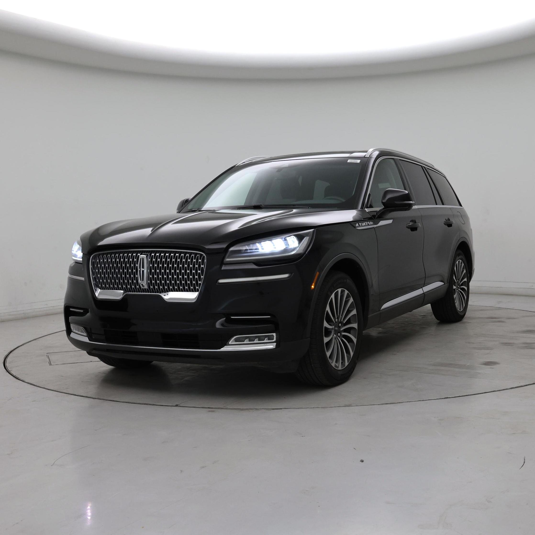 Thumbnail: 2021 Lincoln Aviator - 4