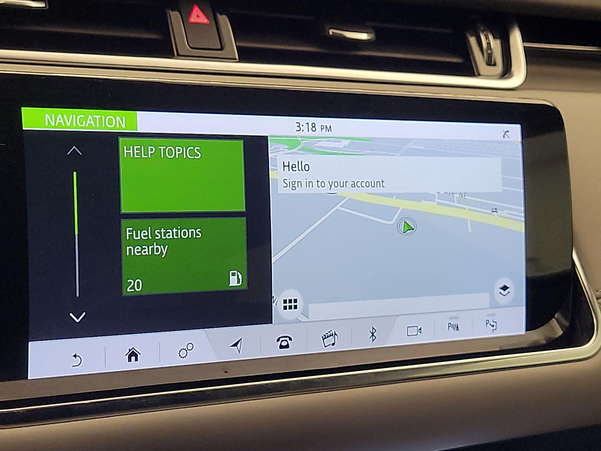 Thumbnail: 2020 Land Rover Range Rover Evoque - 14